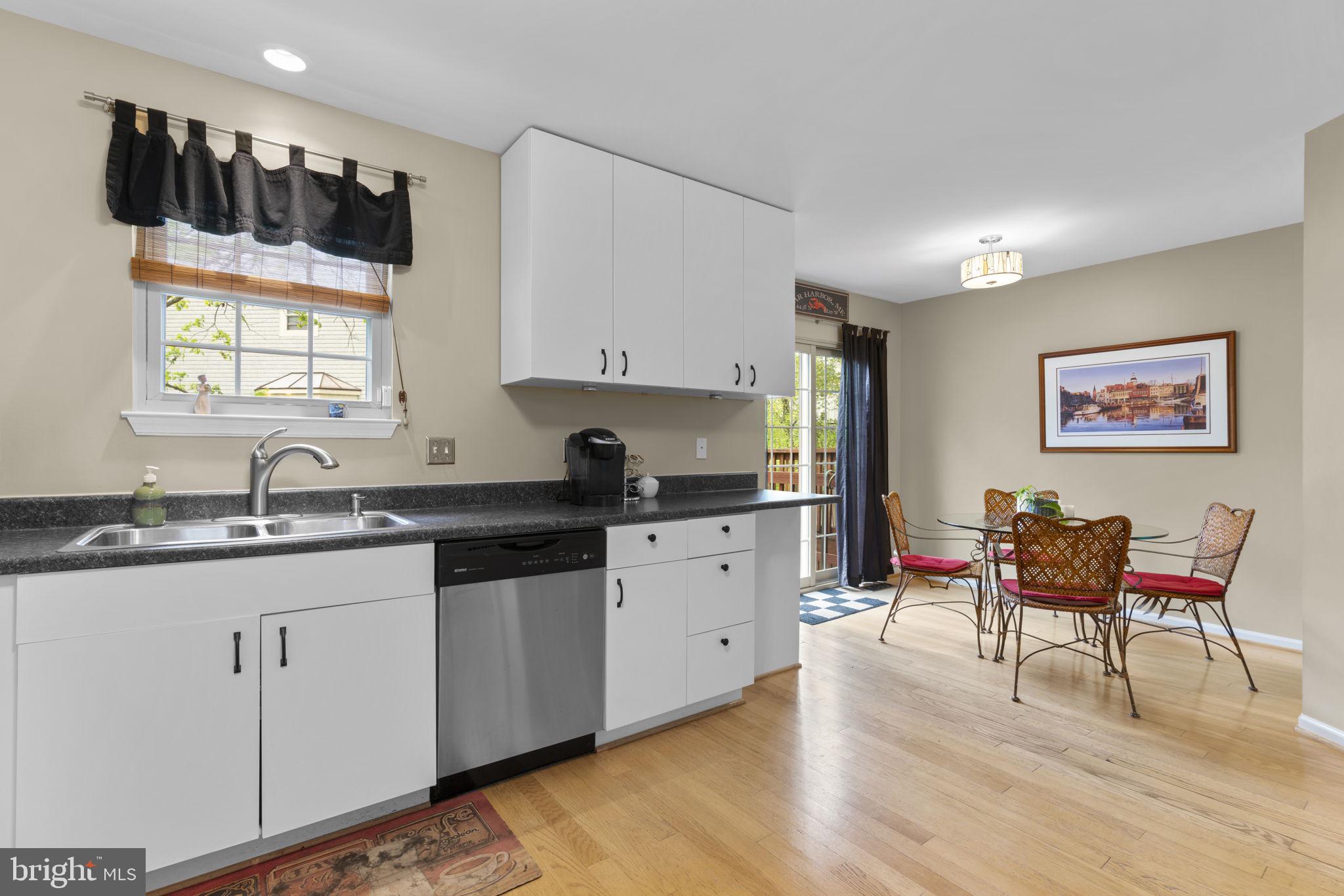 VILLAGE OF KINGS CONTRIVANCE - Residential