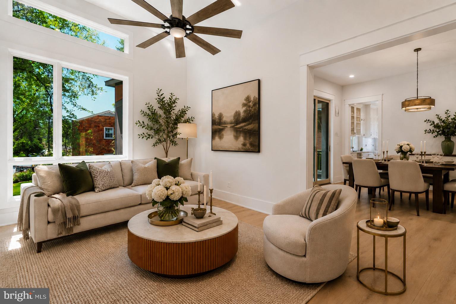 COUNTRY CLUB - Residential