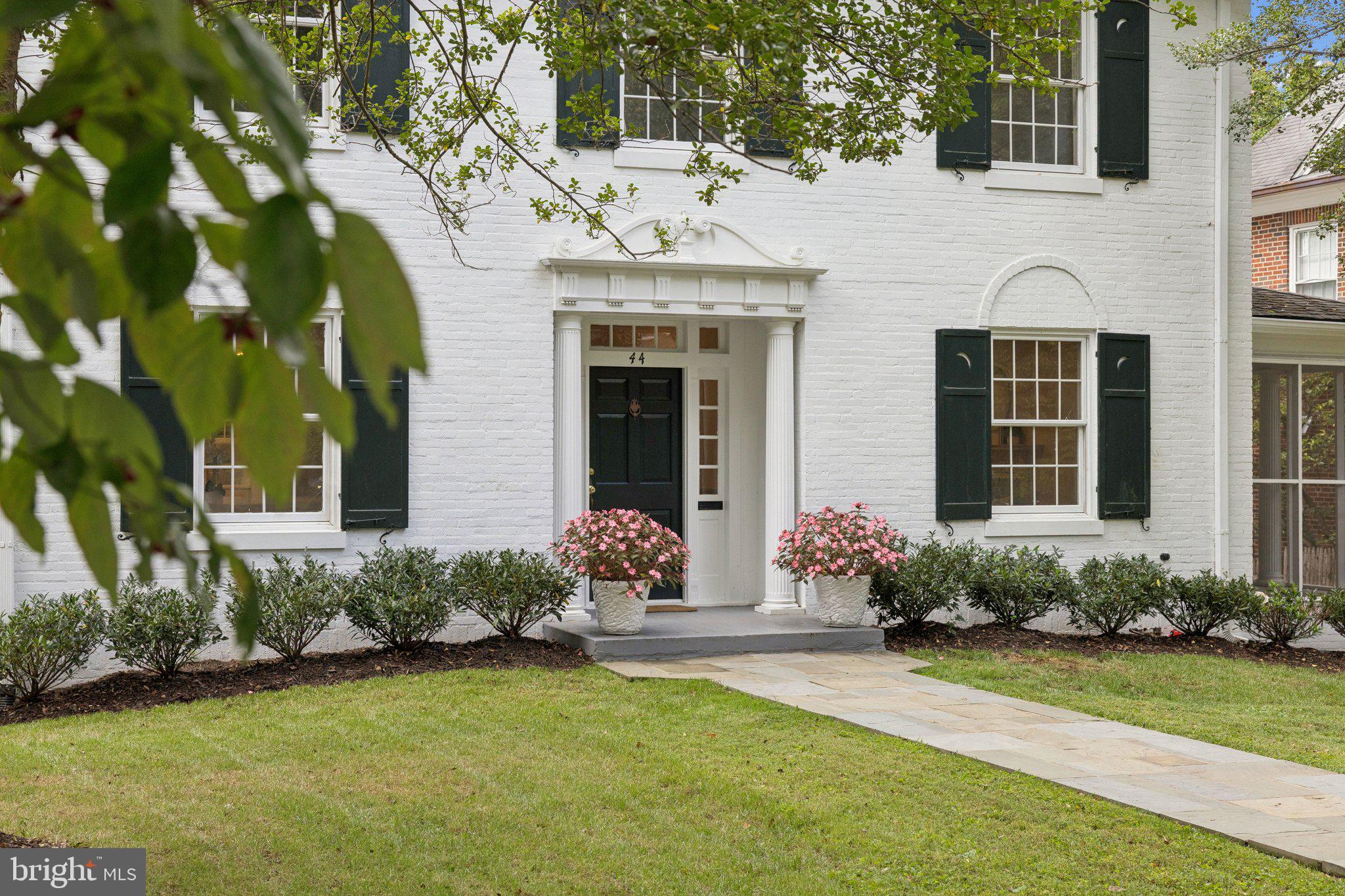 CHEVY CHASE VILLAGE - Residential