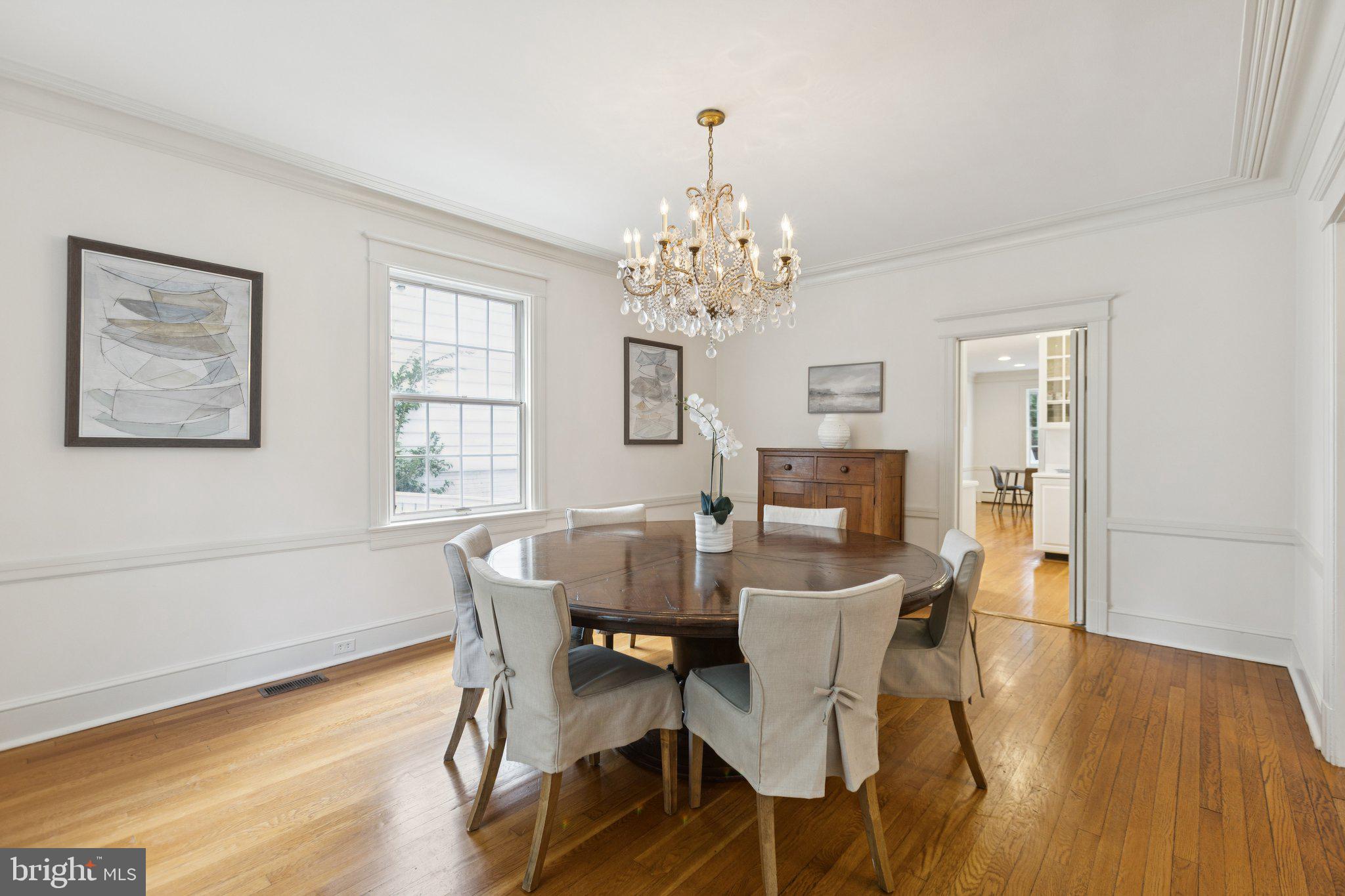 CHEVY CHASE VILLAGE - Residential
