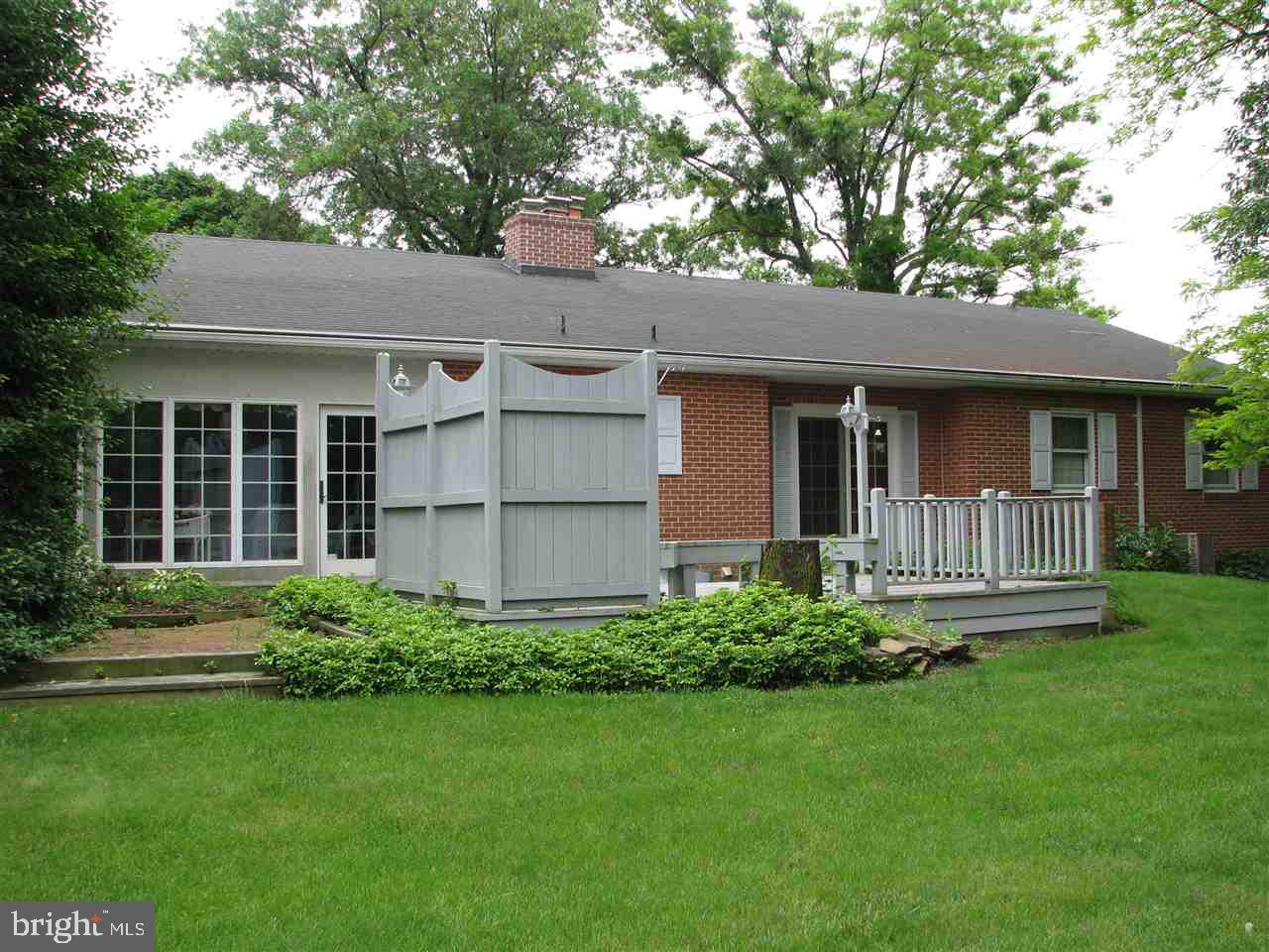 HILLSIDE - Residential