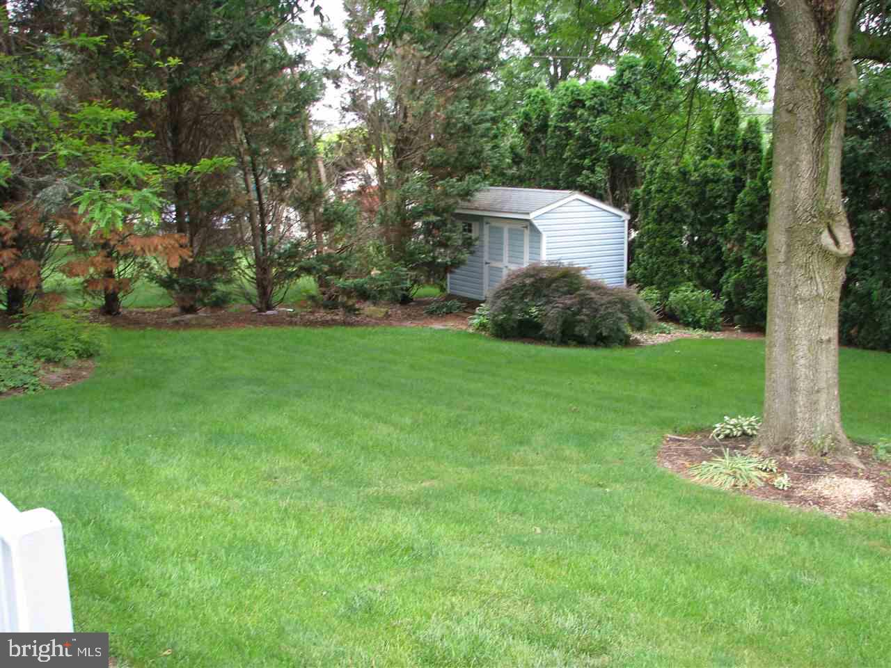 HILLSIDE - Residential