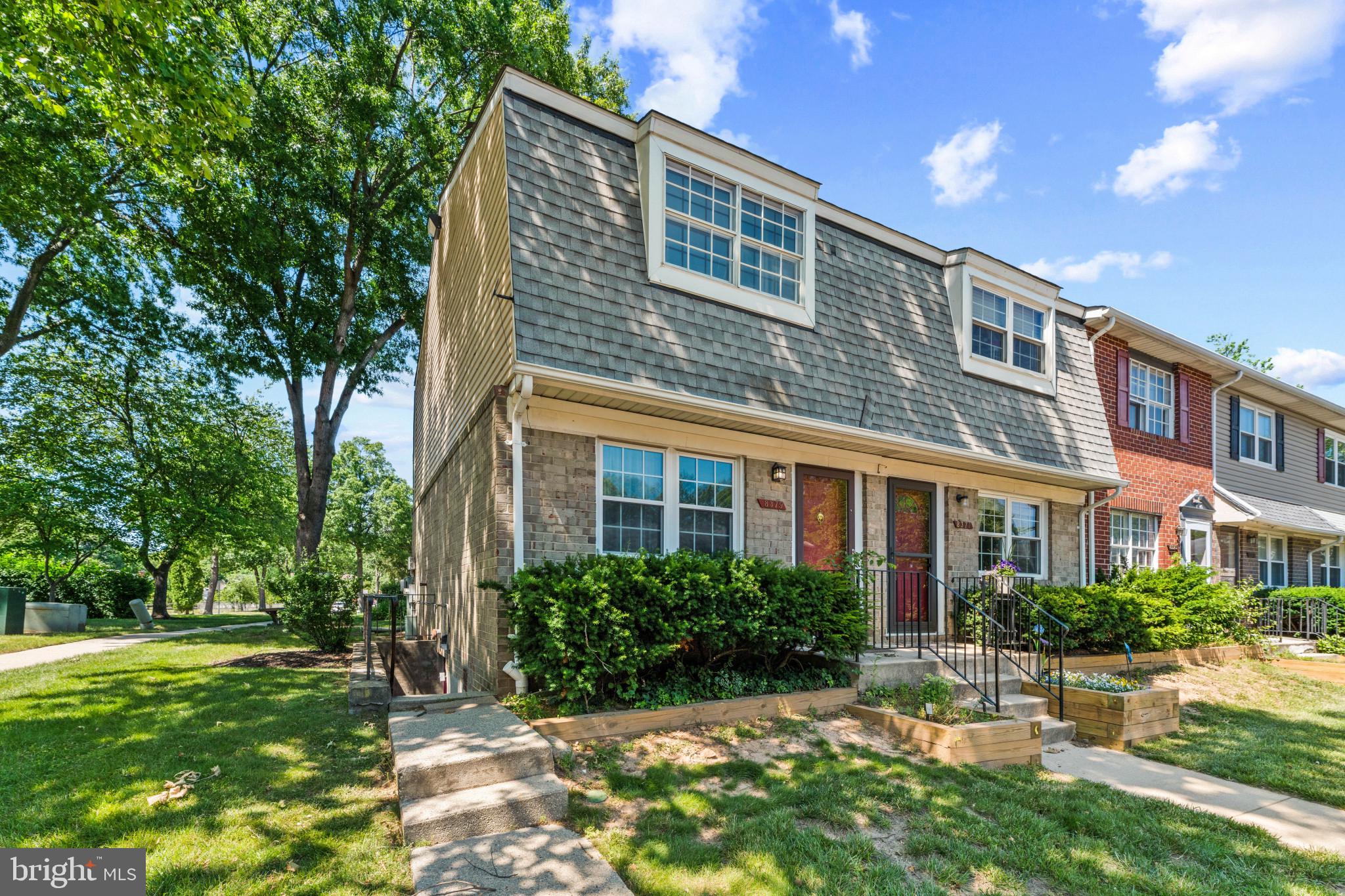 SUSSEX SQUARE CONDO - Residential