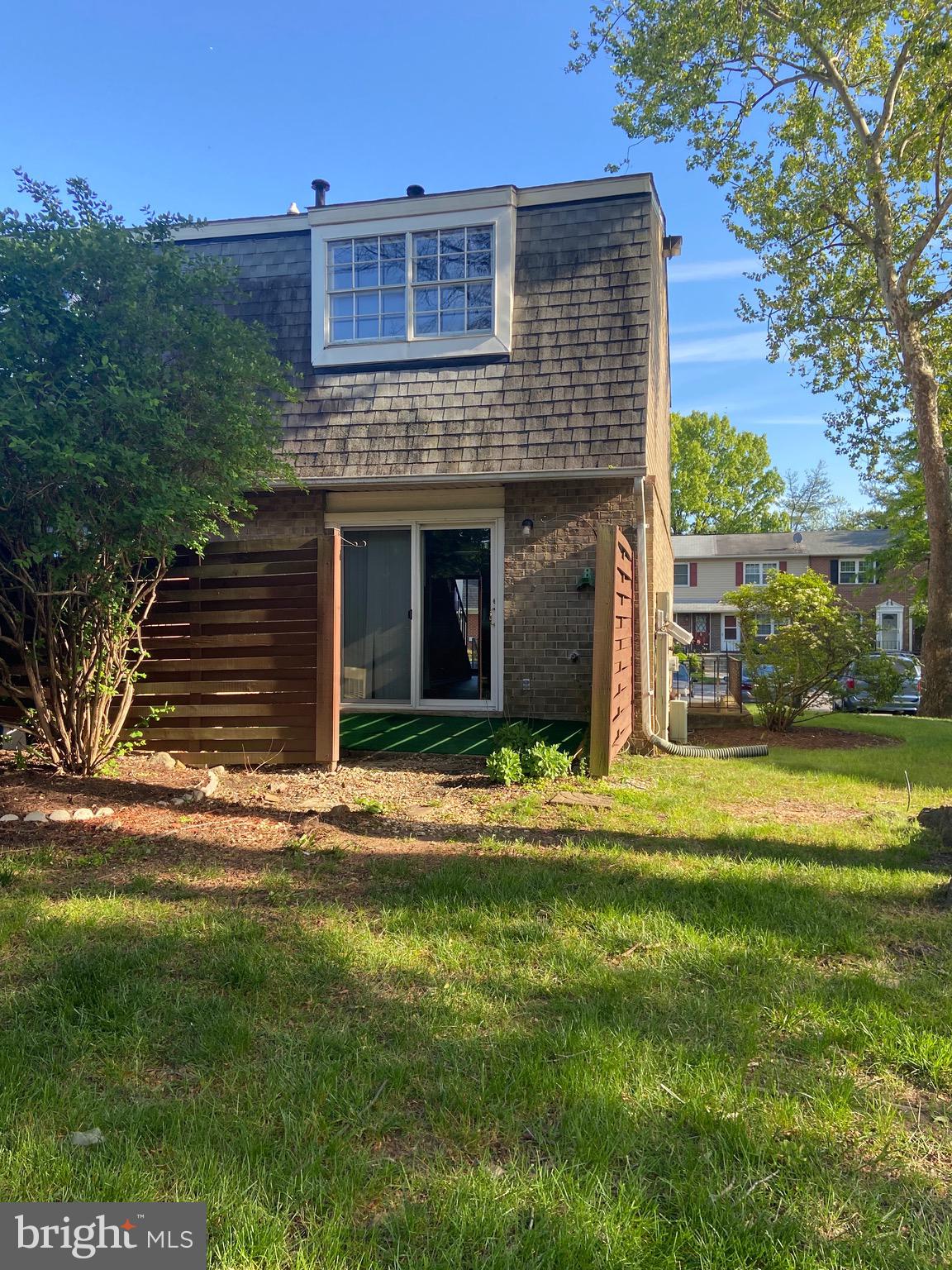SUSSEX SQUARE CONDO - Residential