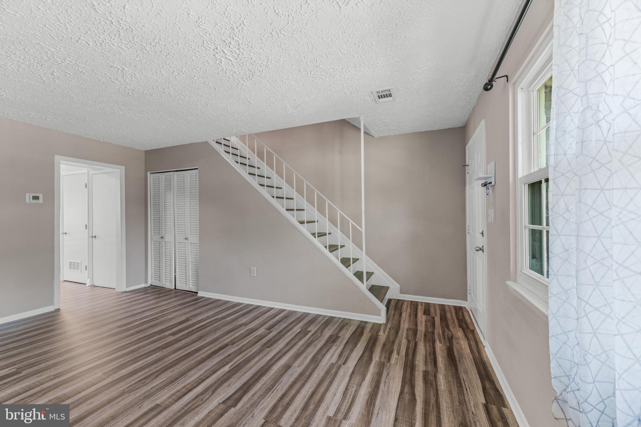 SUSSEX SQUARE CONDO - Residential