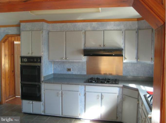 LAKE JACKSON - Residential Lease