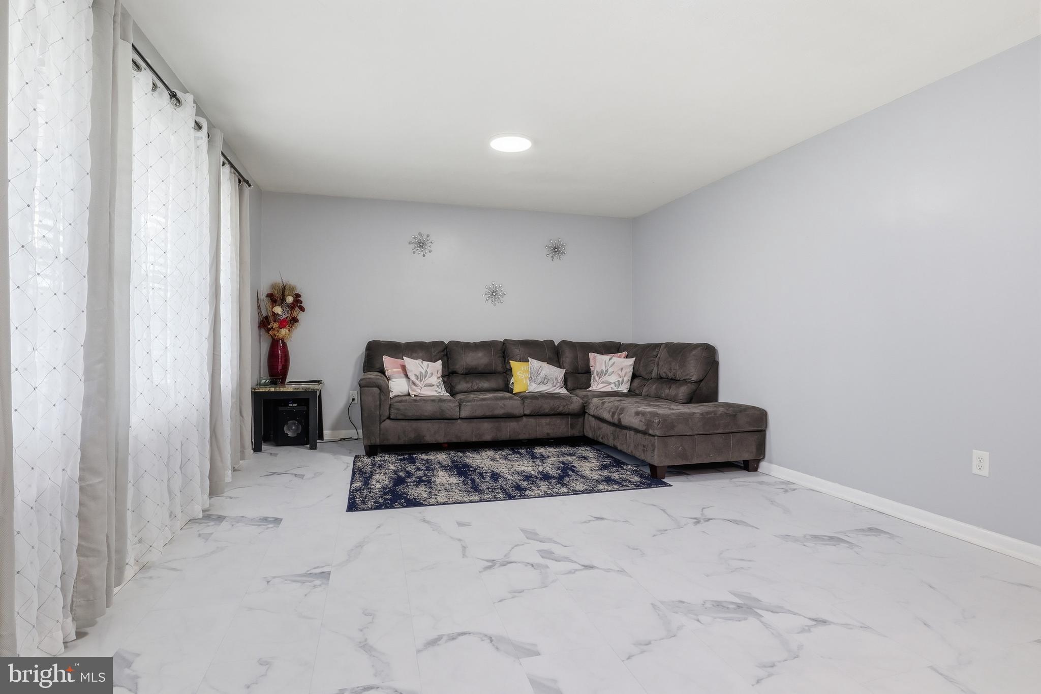 WEST MANCHESTER TWP - Residential