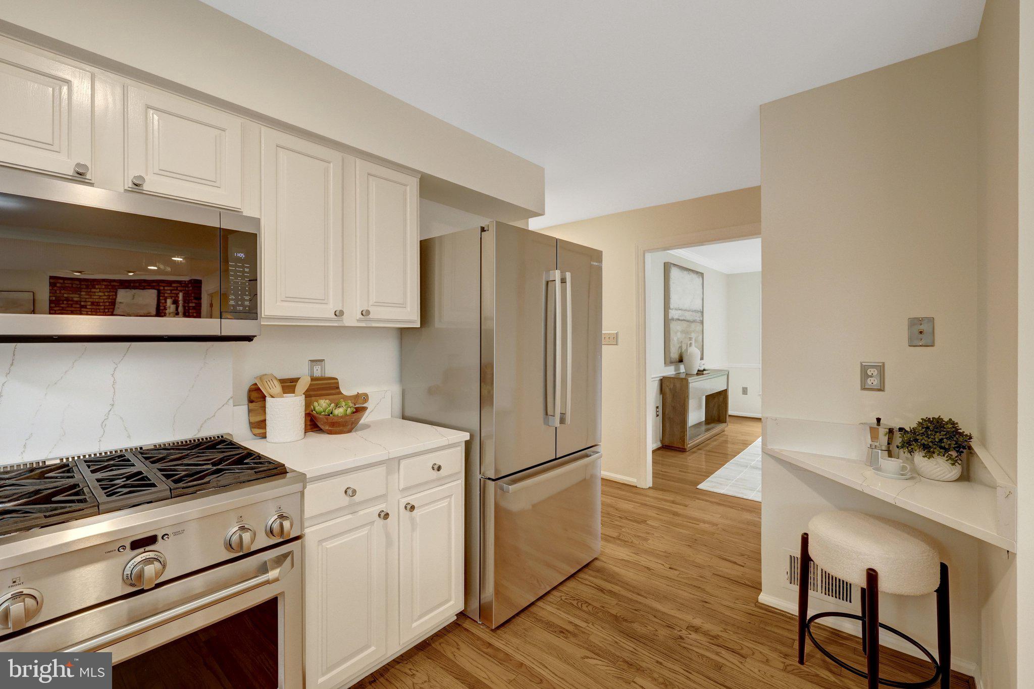 LINDSAY PARK - Residential