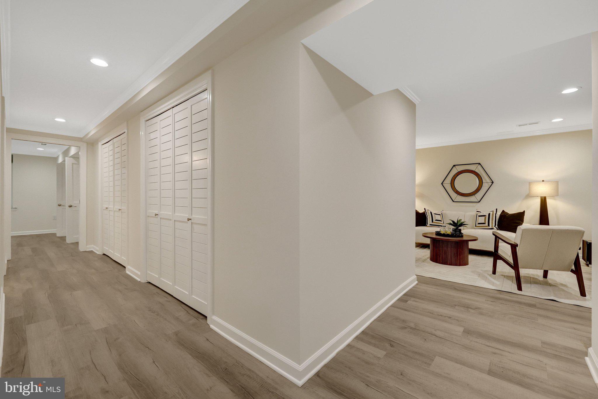 LINDSAY PARK - Residential
