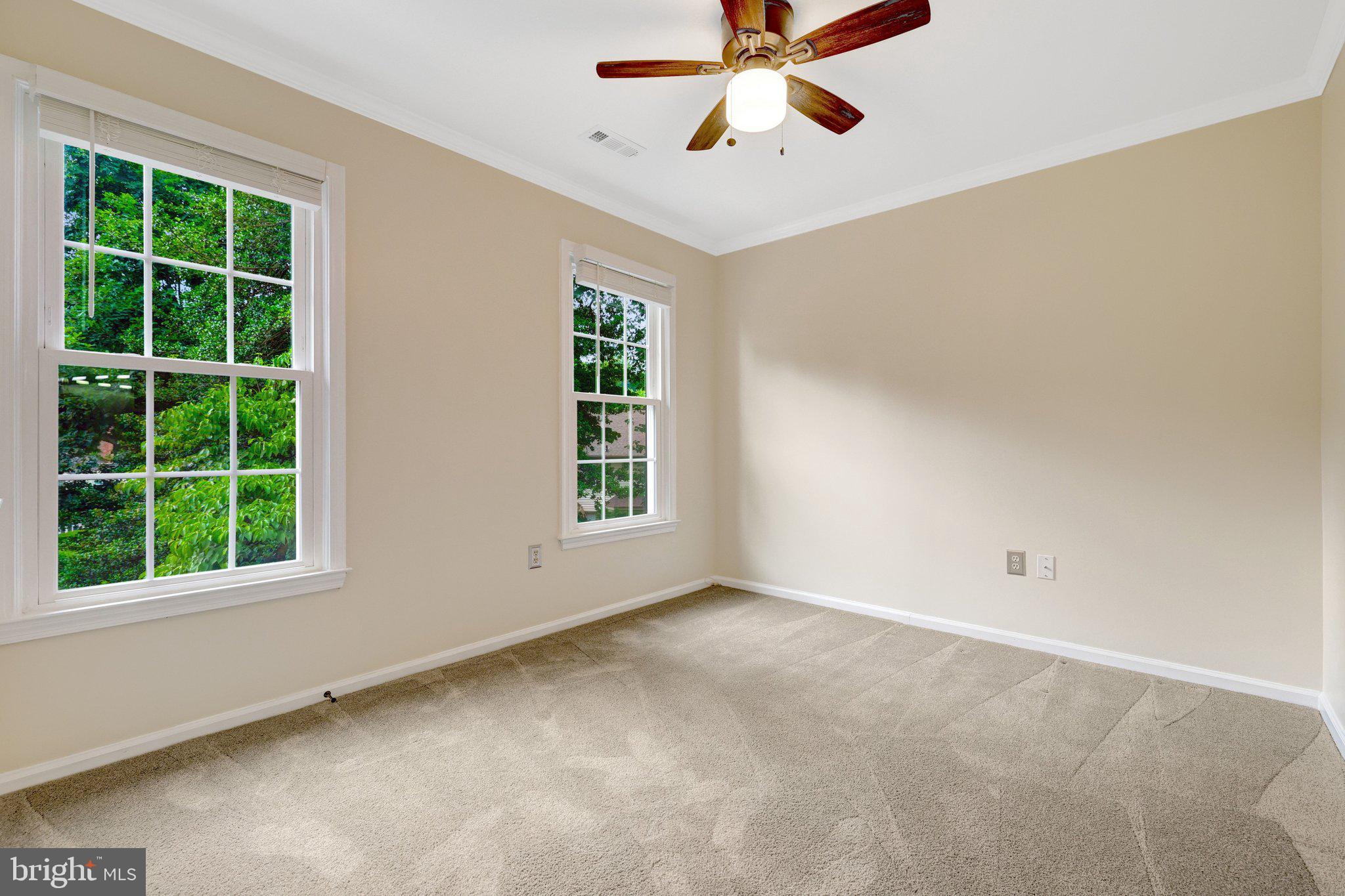 LINDSAY PARK - Residential
