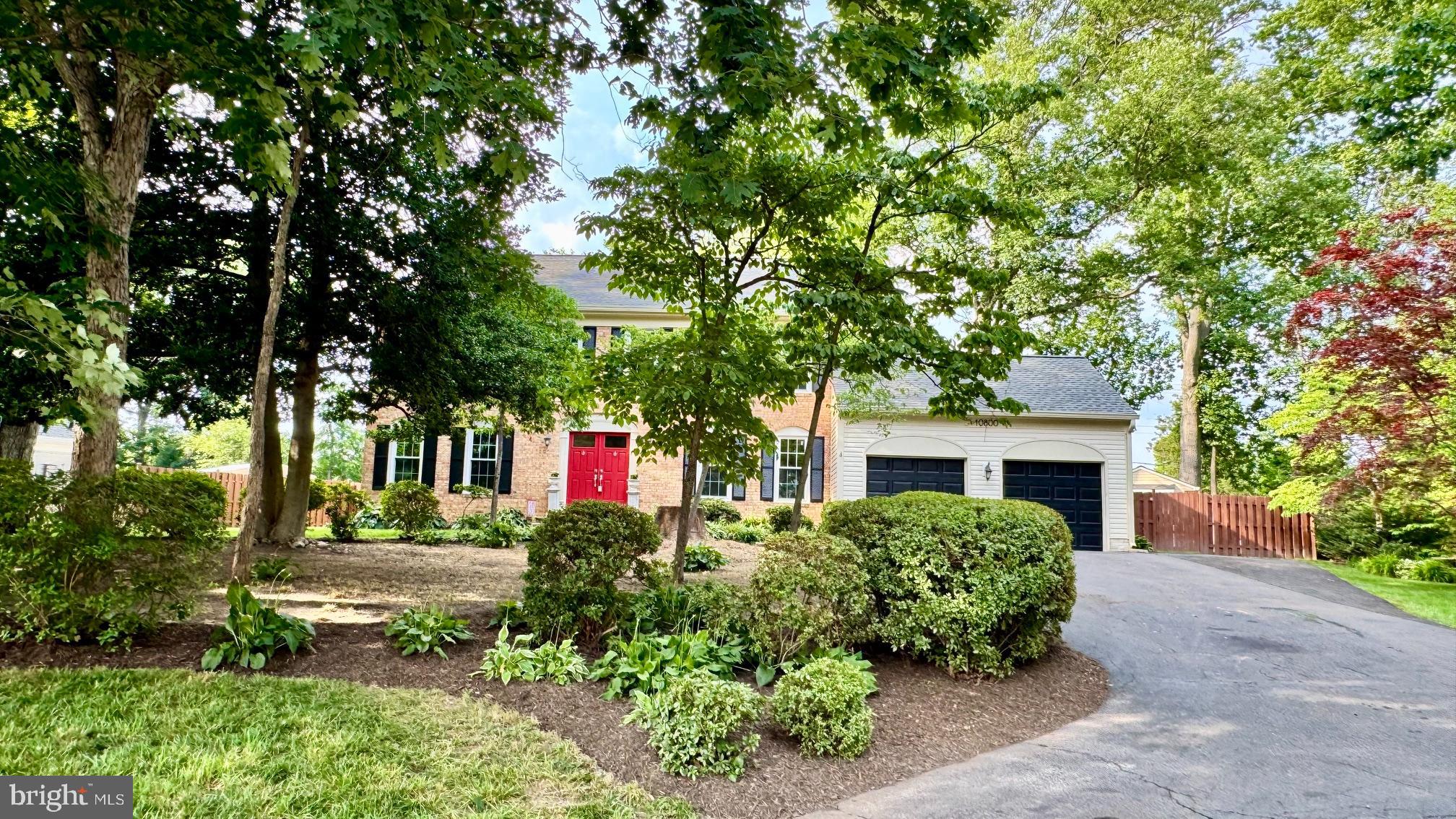 LINDSAY PARK - Residential