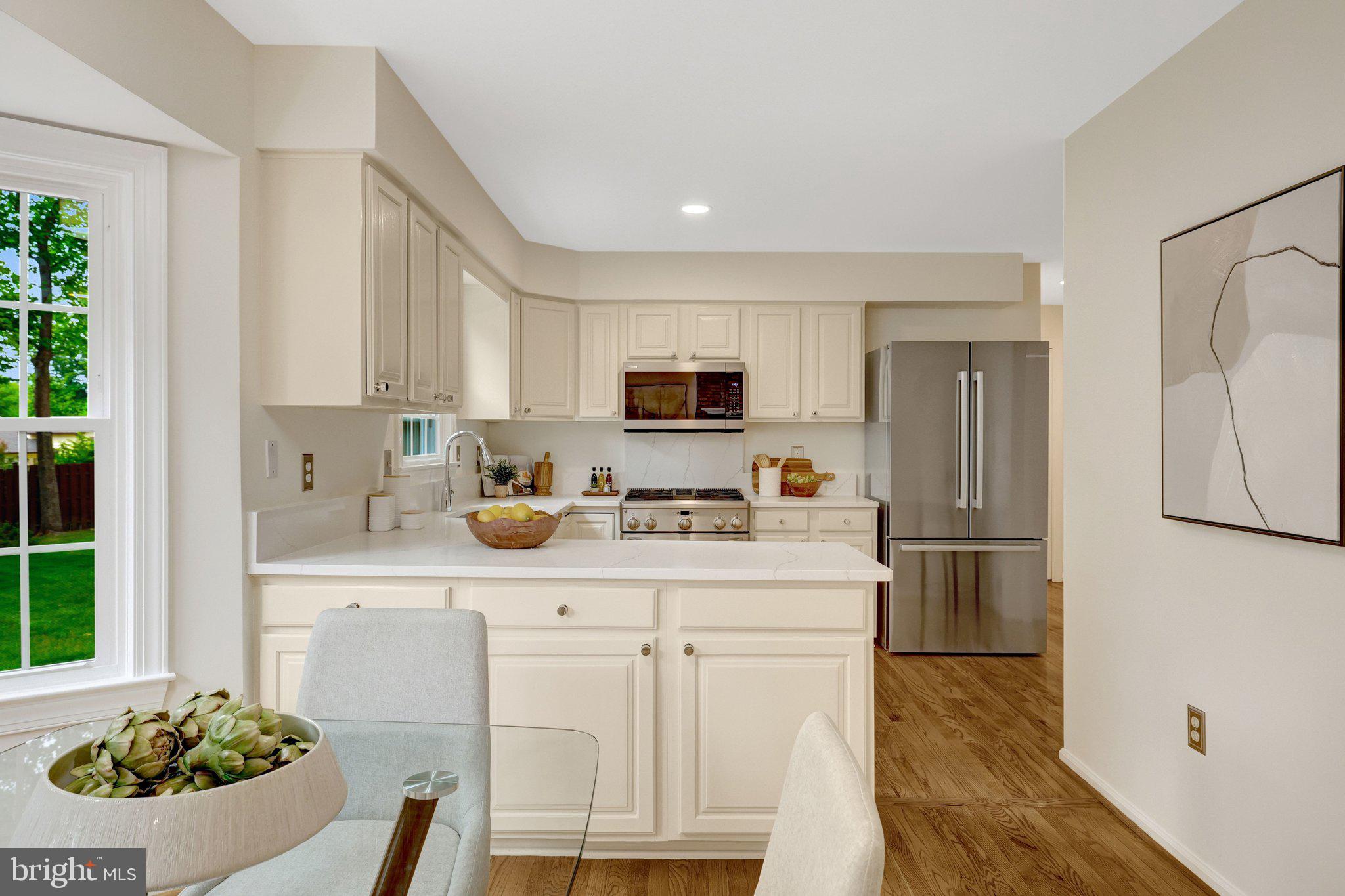 LINDSAY PARK - Residential
