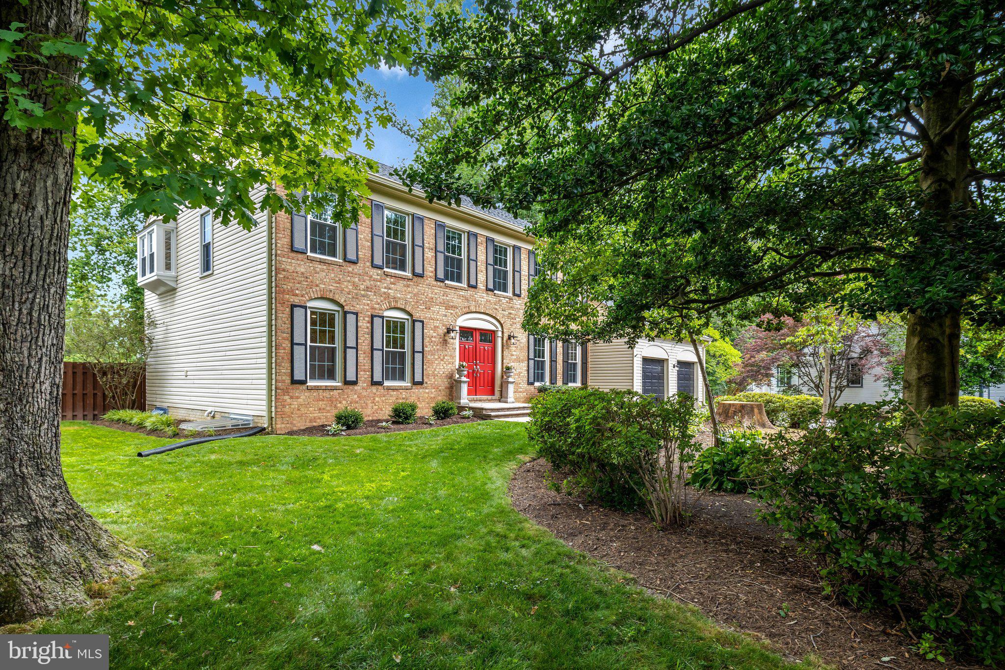 LINDSAY PARK - Residential