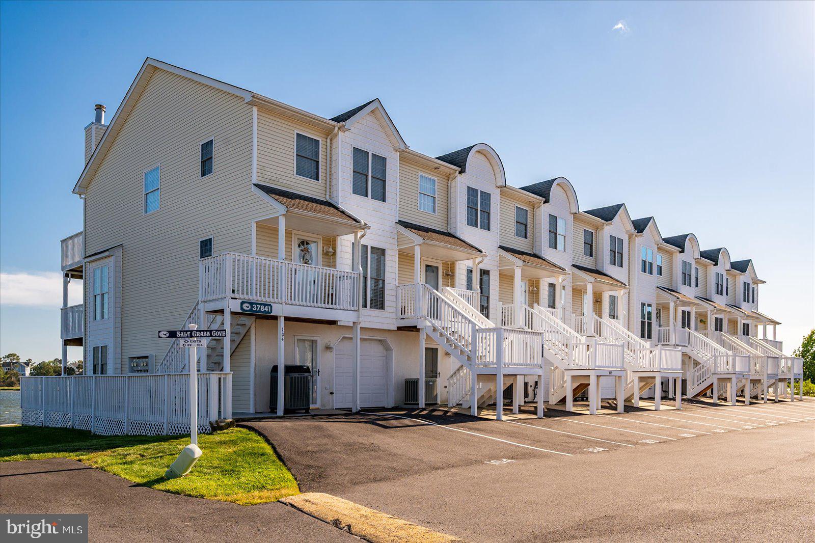 BETHANY MARINA - Residential