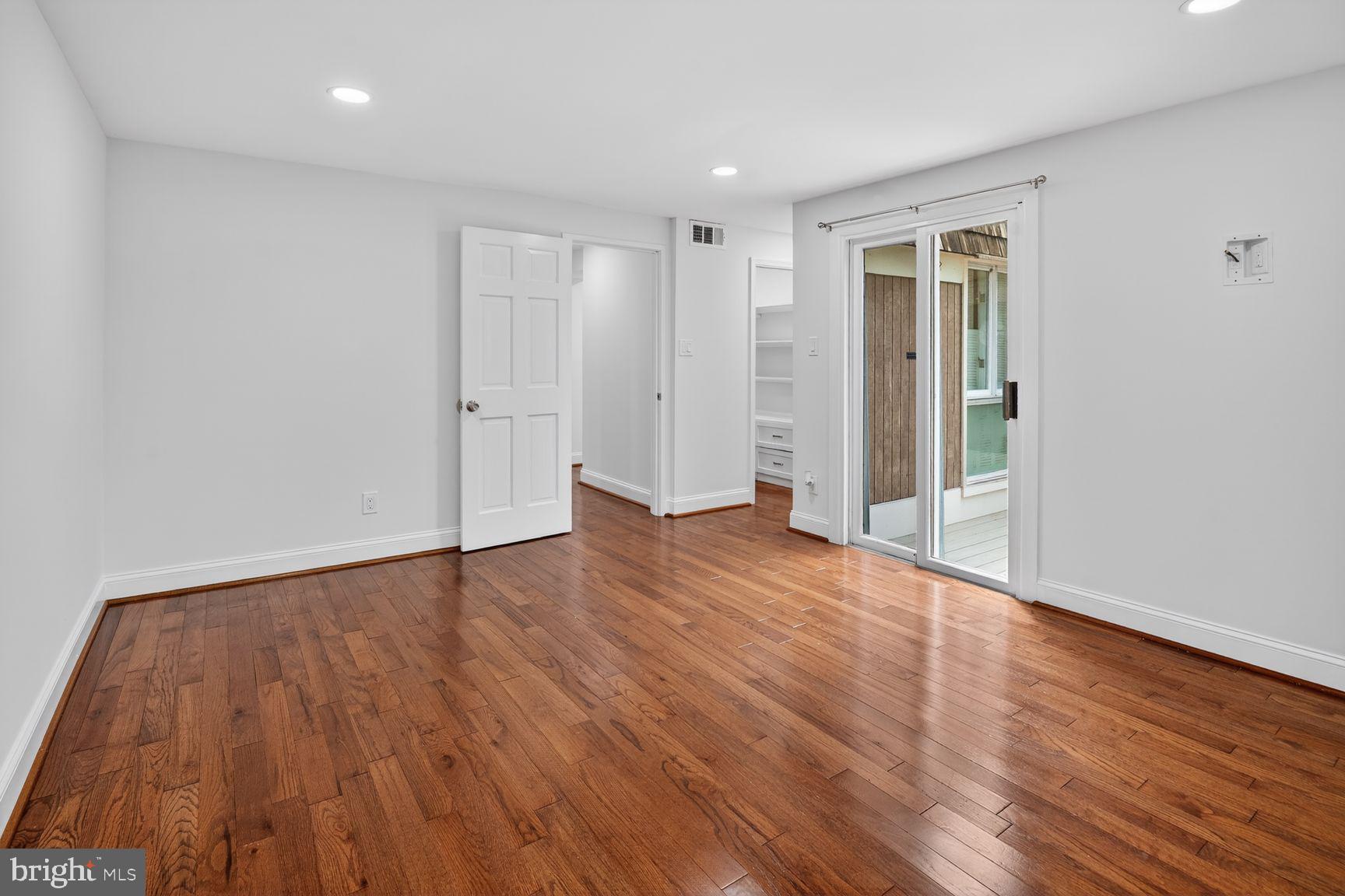 STEDWICK TOWNHOUSES - Residential