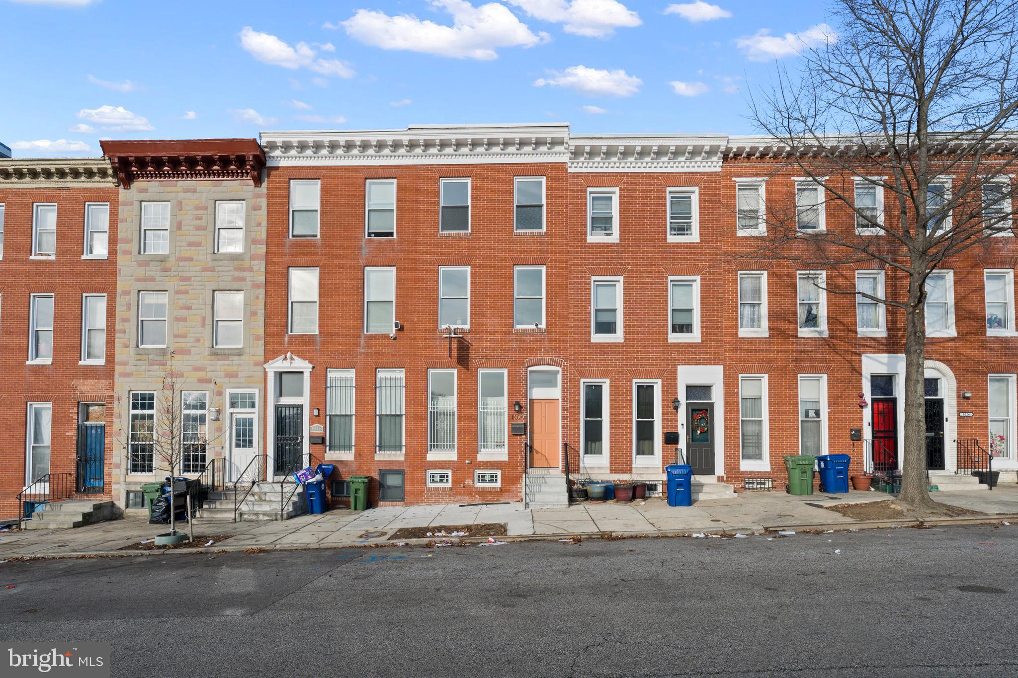 JOHNSTON SQUARE - Residential