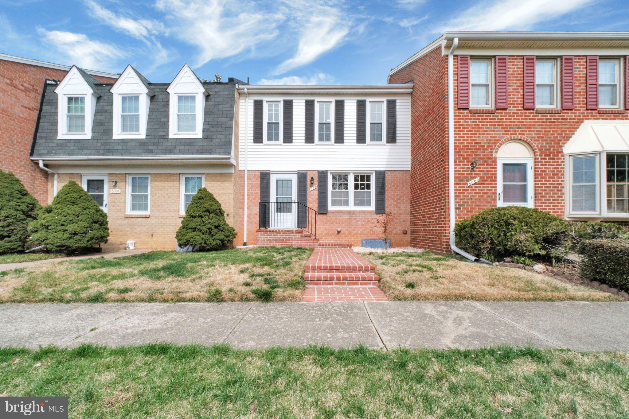 BURKE STATION SQUARE - Residential Lease