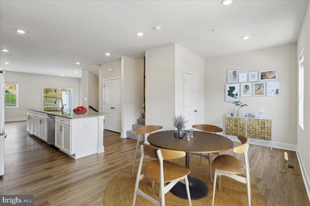 SYCAMORE RIDGE - Residential