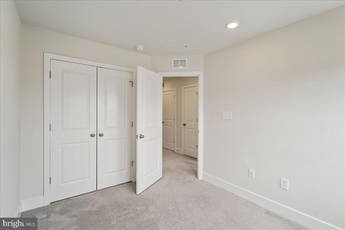 SYCAMORE RIDGE - Residential