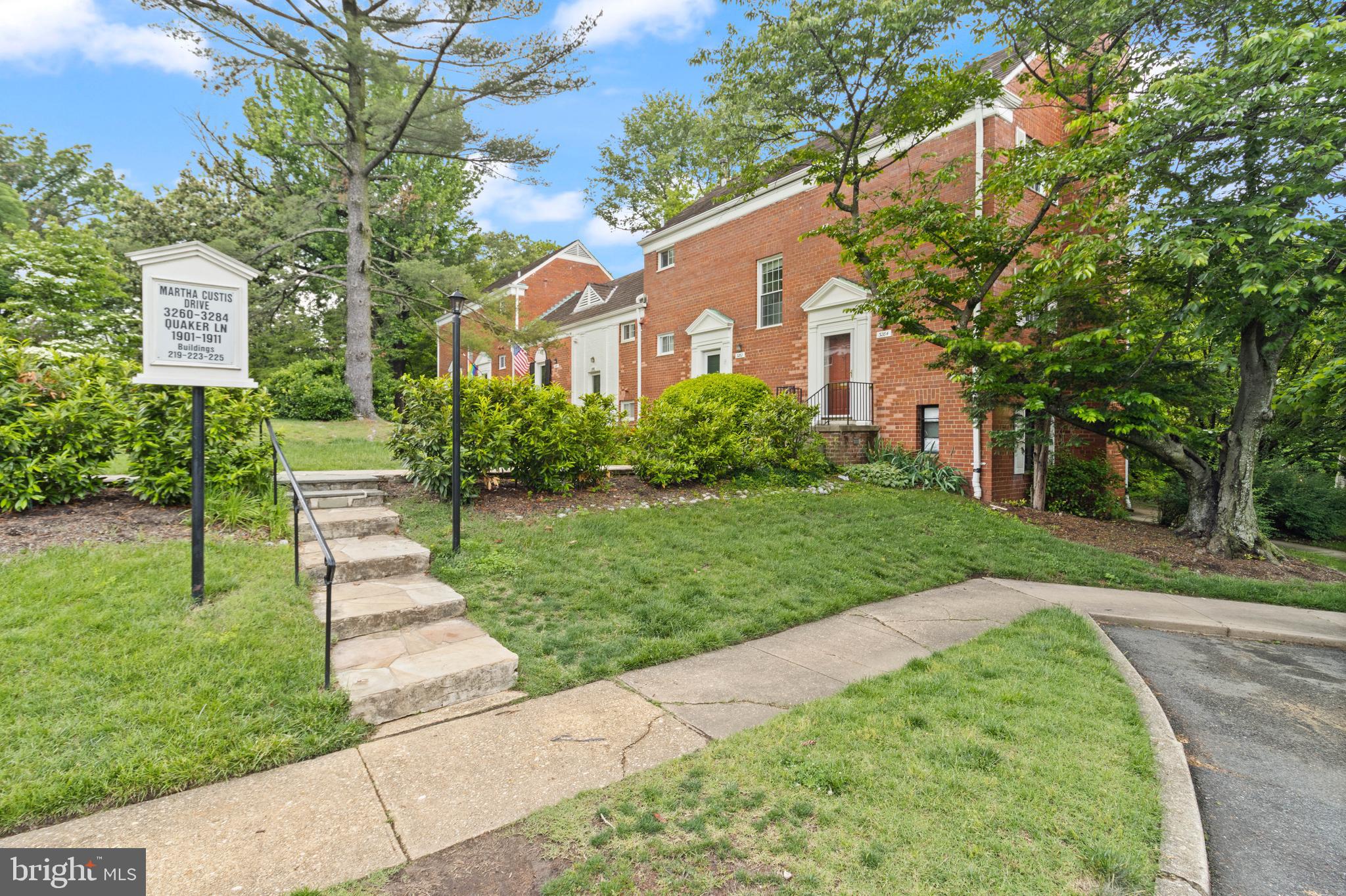 PARKFAIRFAX - Residential Lease