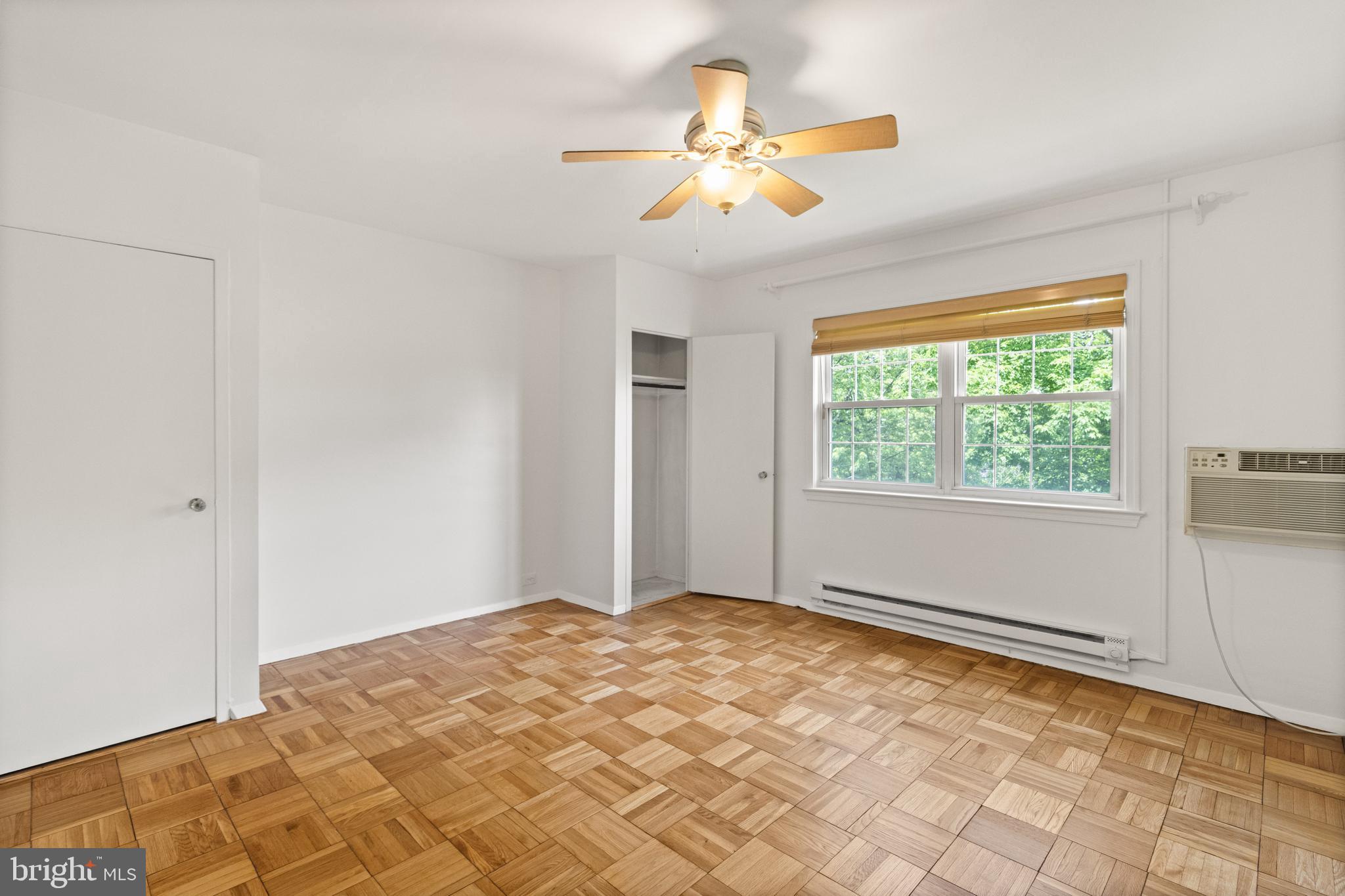 PARKFAIRFAX - Residential Lease