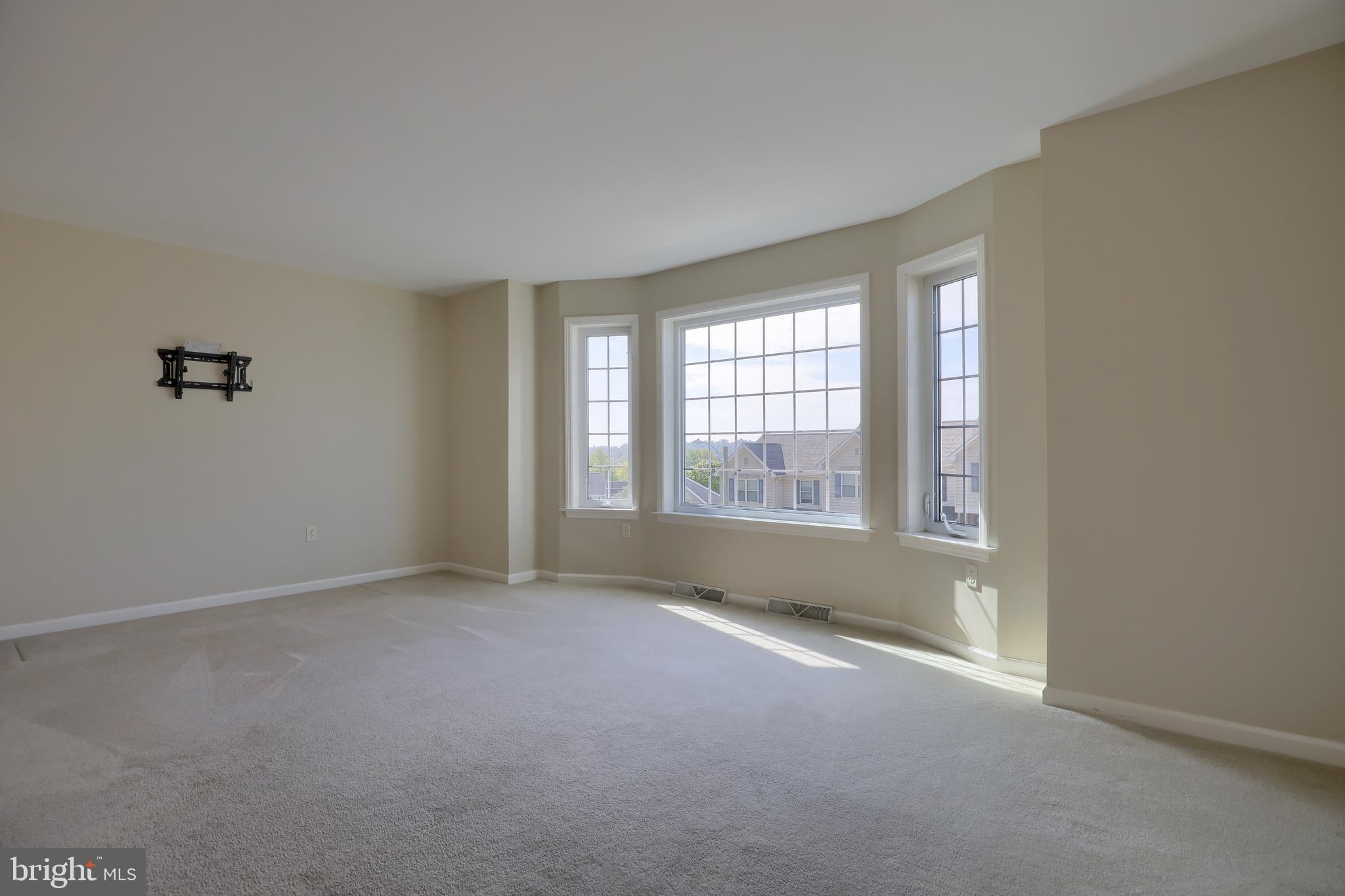 SUMMIT HILLS - Residential