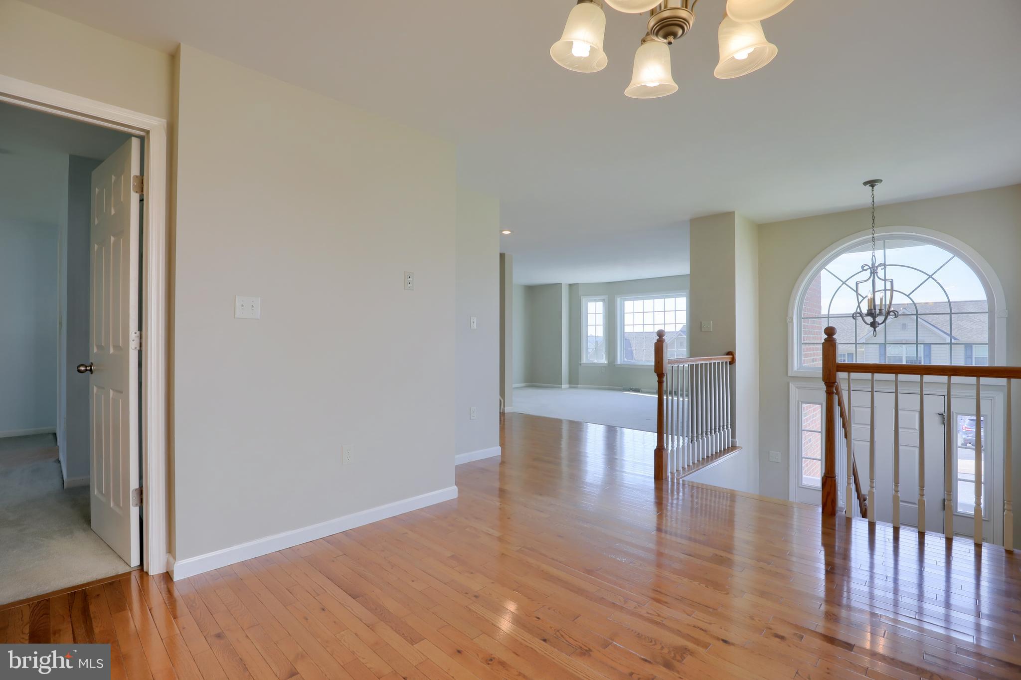 SUMMIT HILLS - Residential