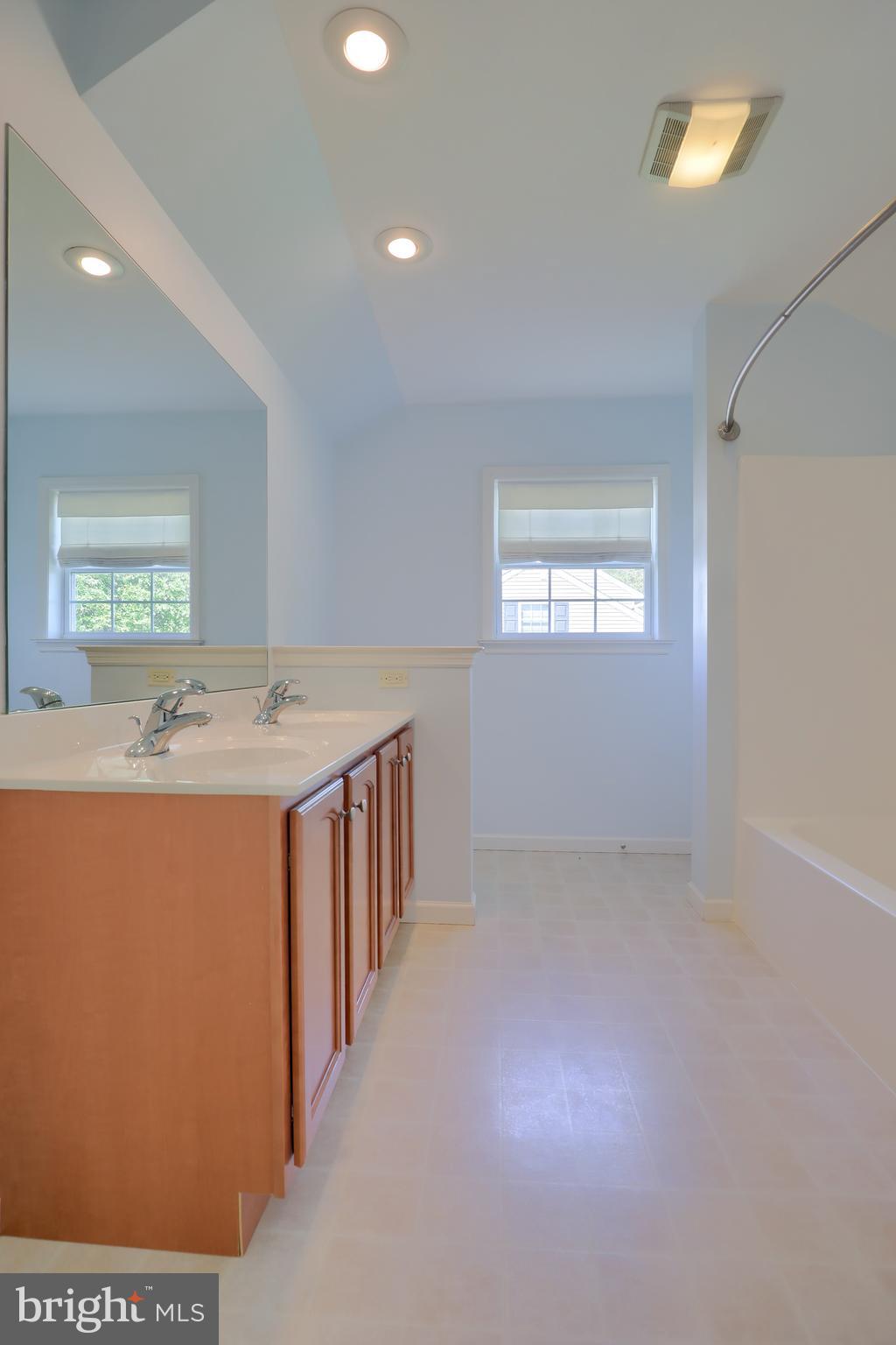 SUMMIT HILLS - Residential