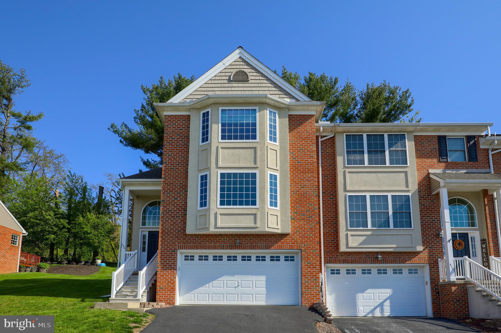 SUMMIT HILLS - Residential