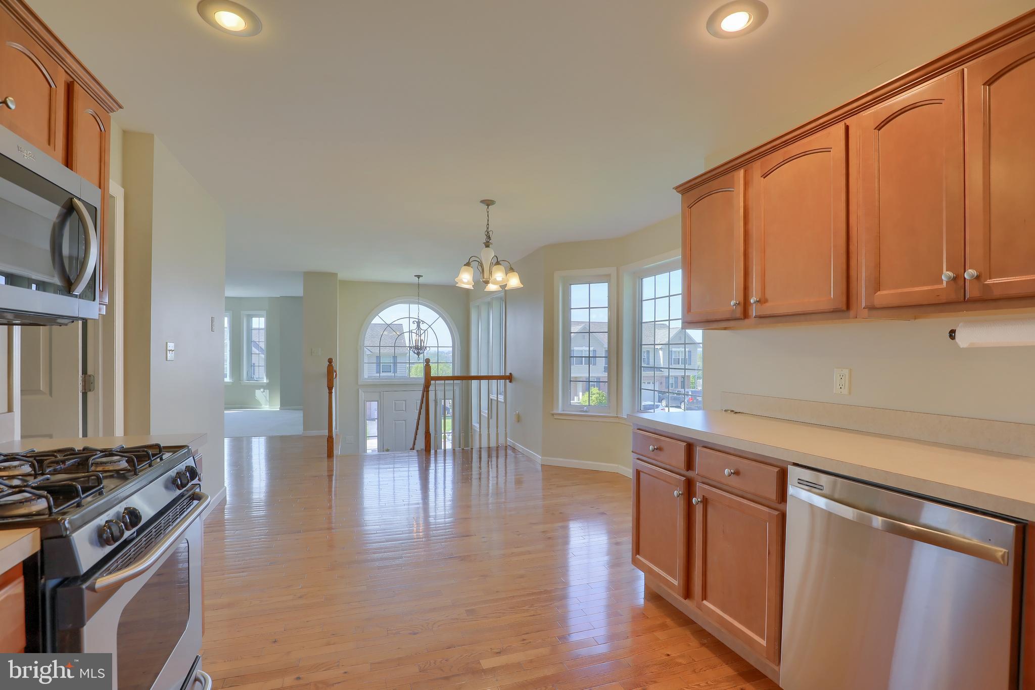 SUMMIT HILLS - Residential
