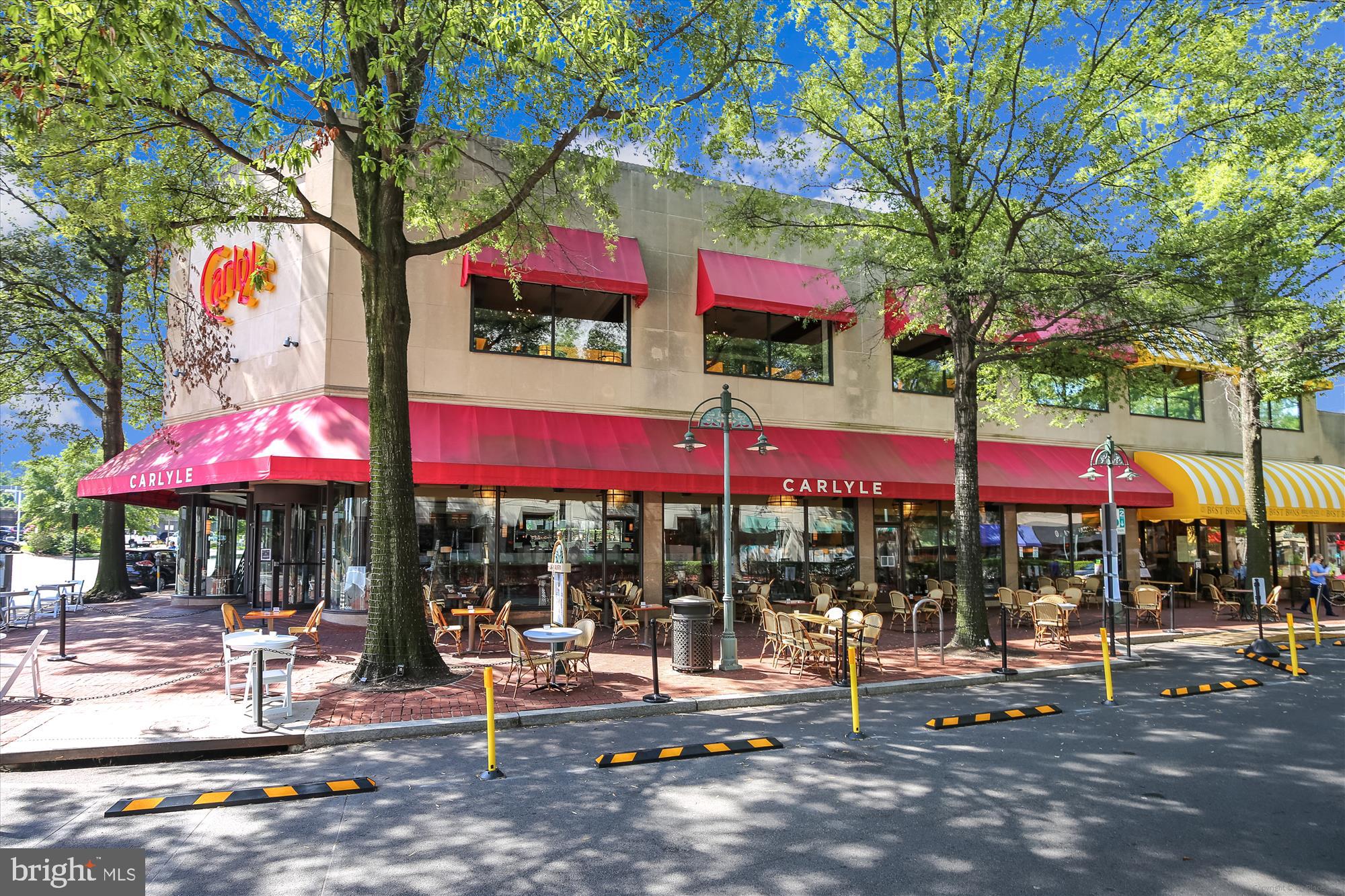 BEVERLY HILLS - Residential Lease