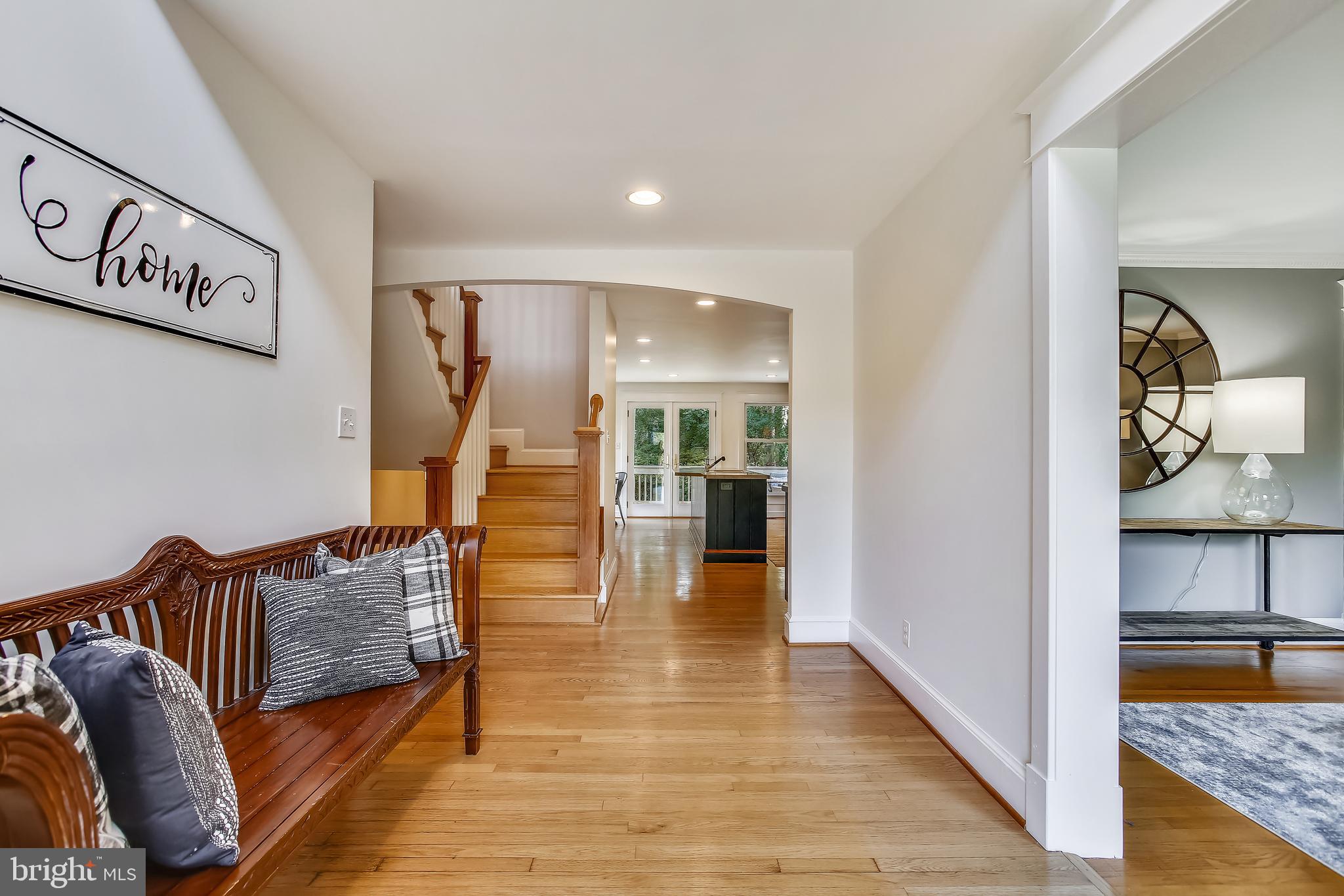 YORKTOWN - Residential