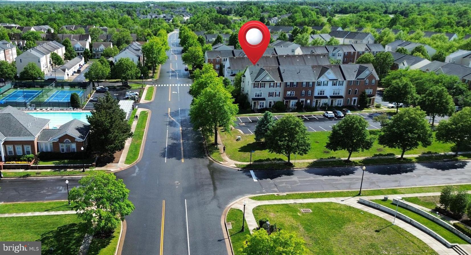 SOUTH RIDING - Residential