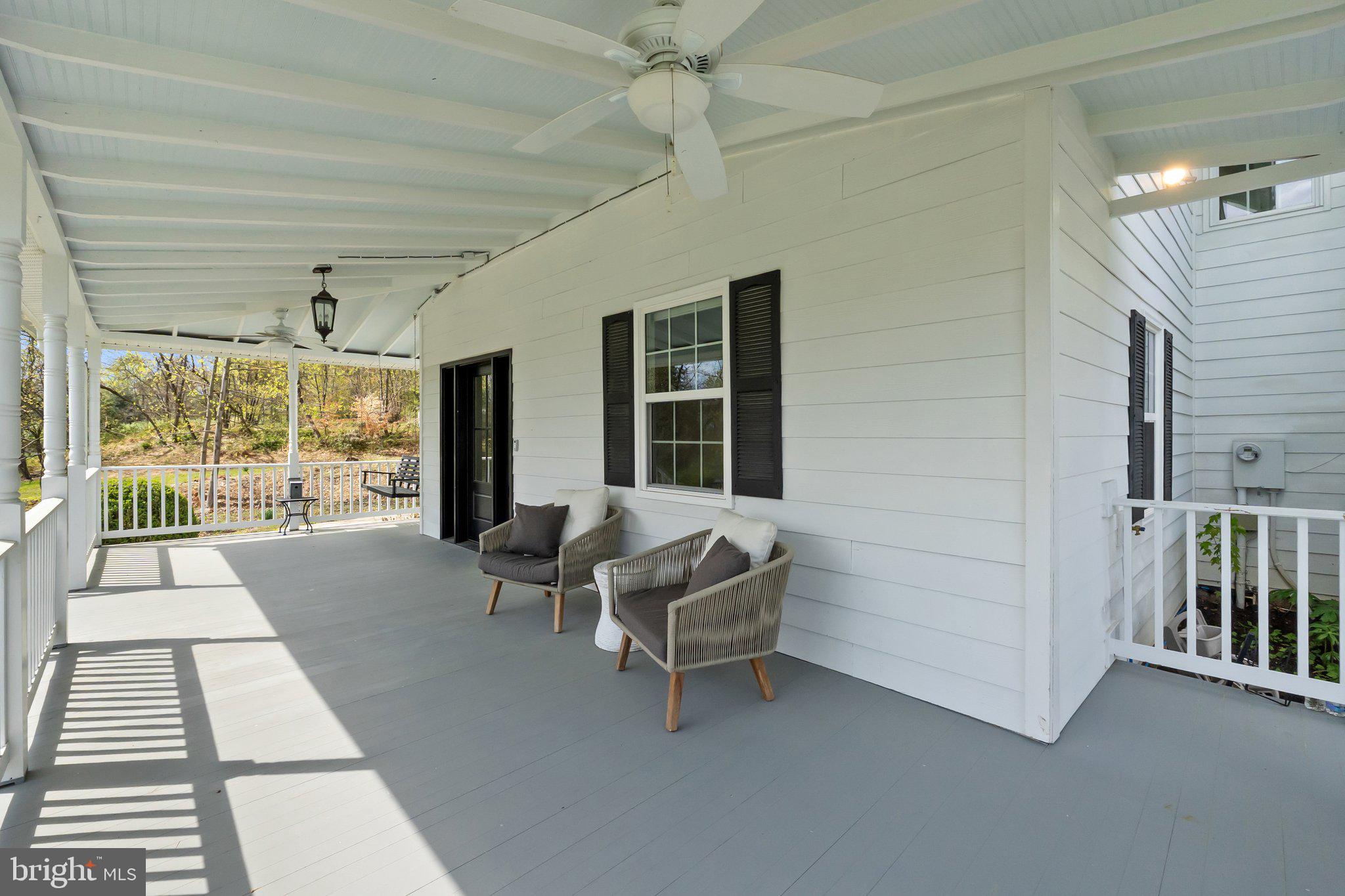 LEESBURG - Residential