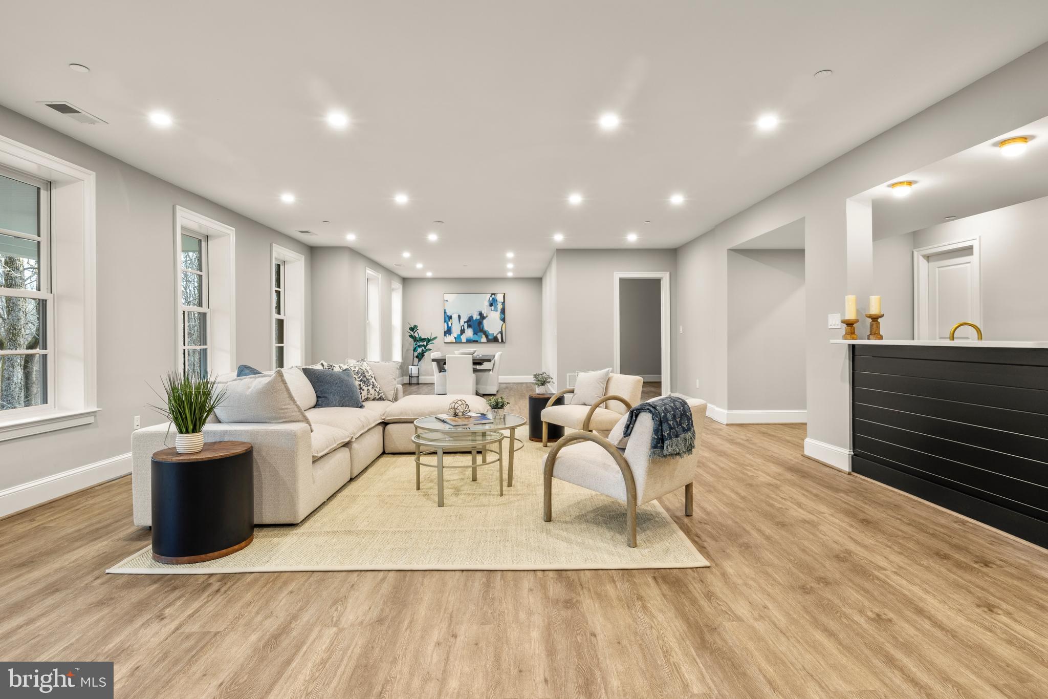 MERRY GO ROUND FARM - Residential