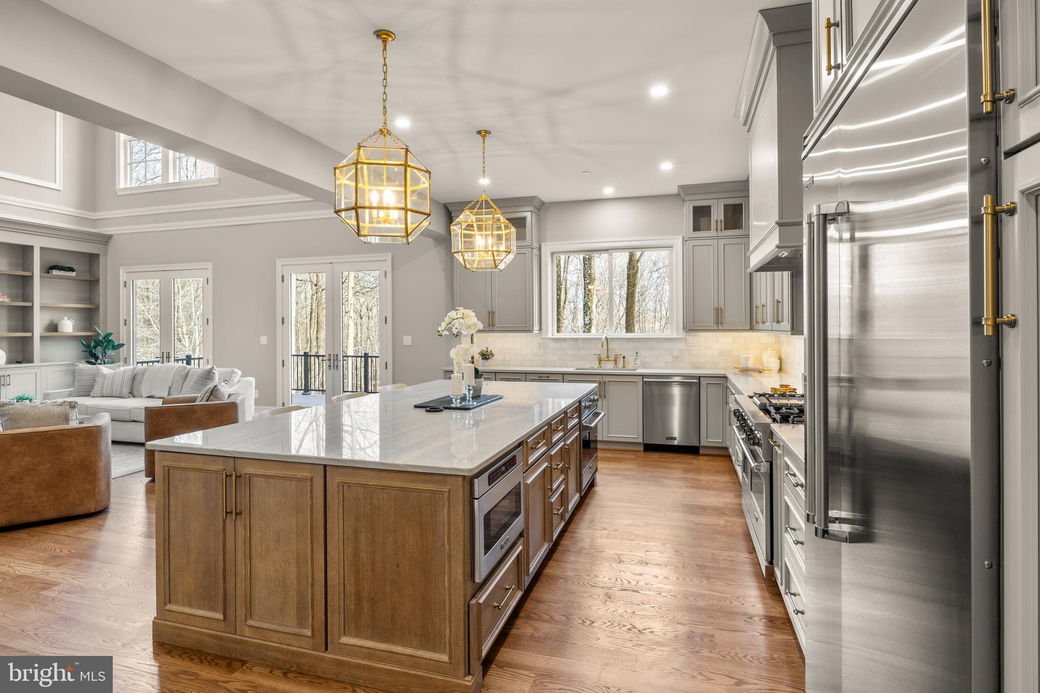 MERRY GO ROUND FARM - Residential