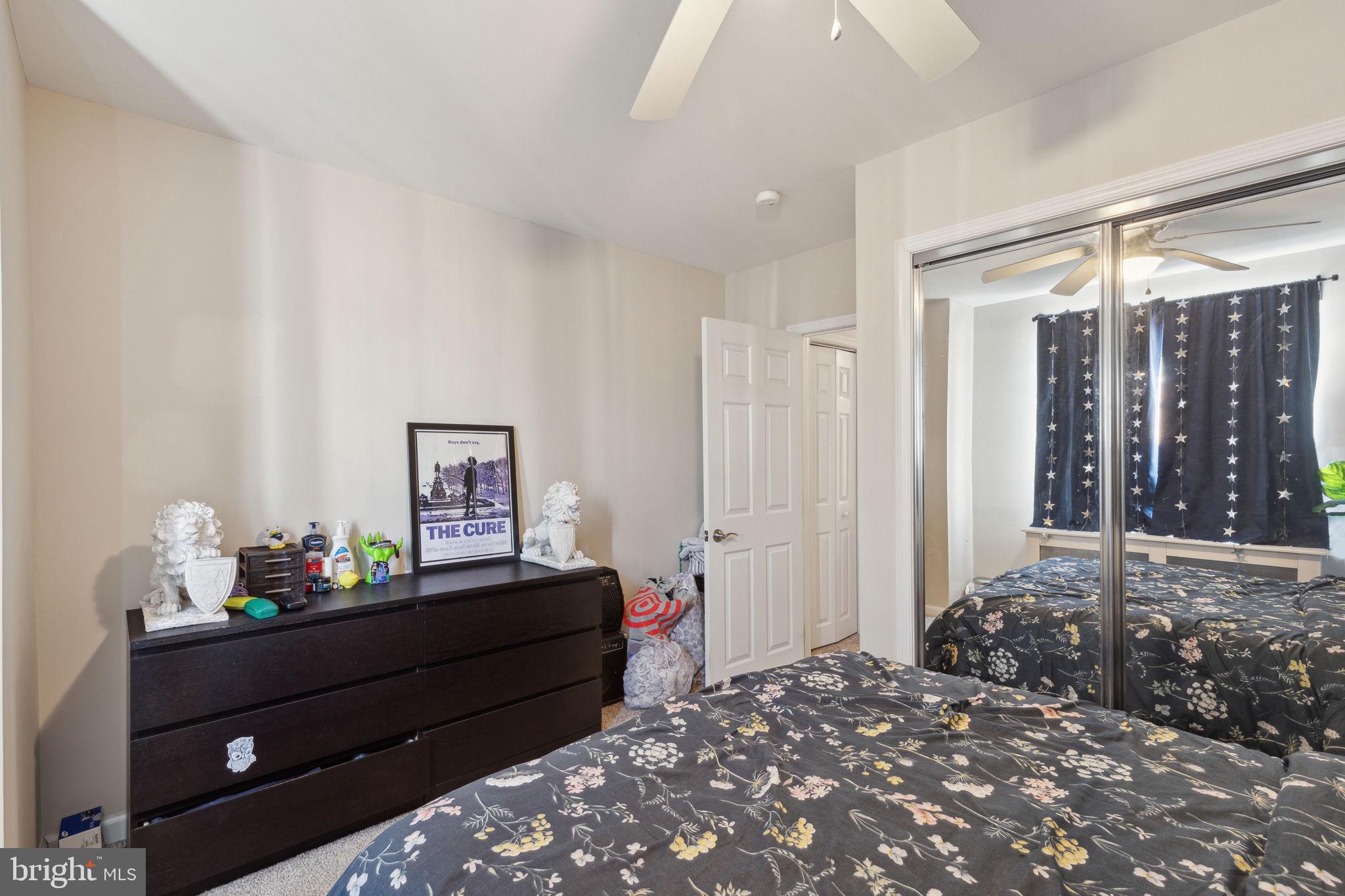 WHITMAN - Residential