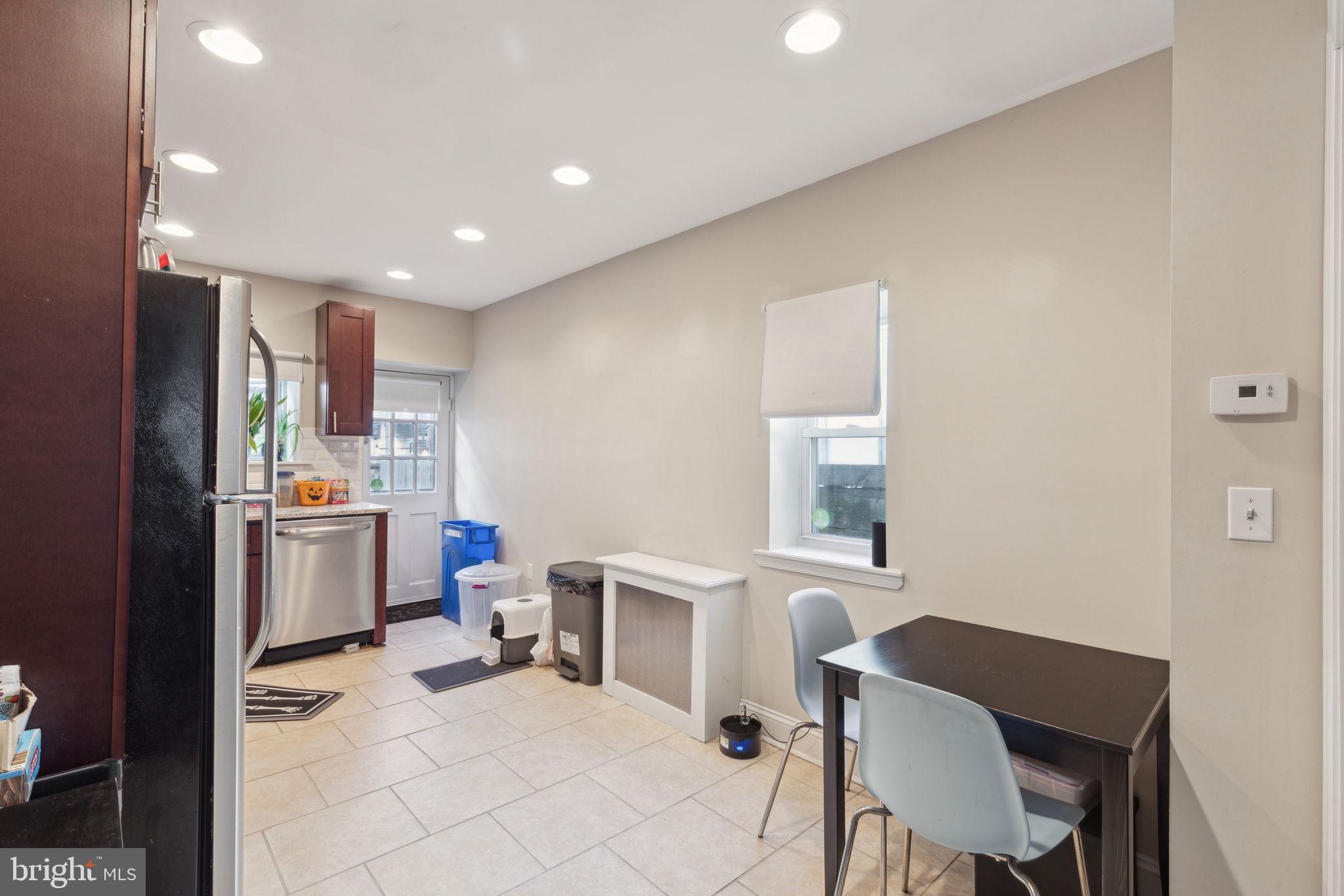 WHITMAN - Residential