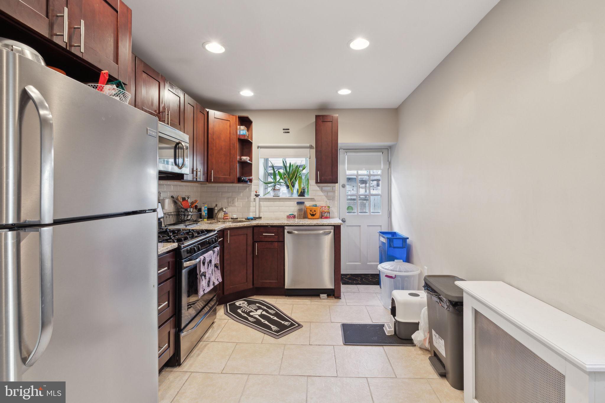 WHITMAN - Residential