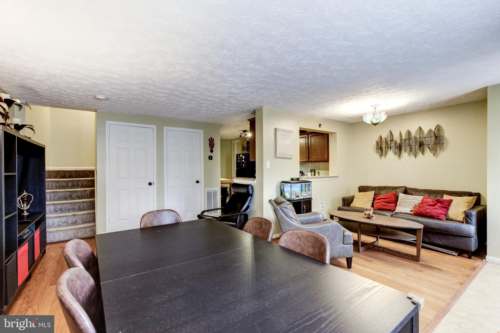 SILVER SPRING CNTRY CLUB - Residential