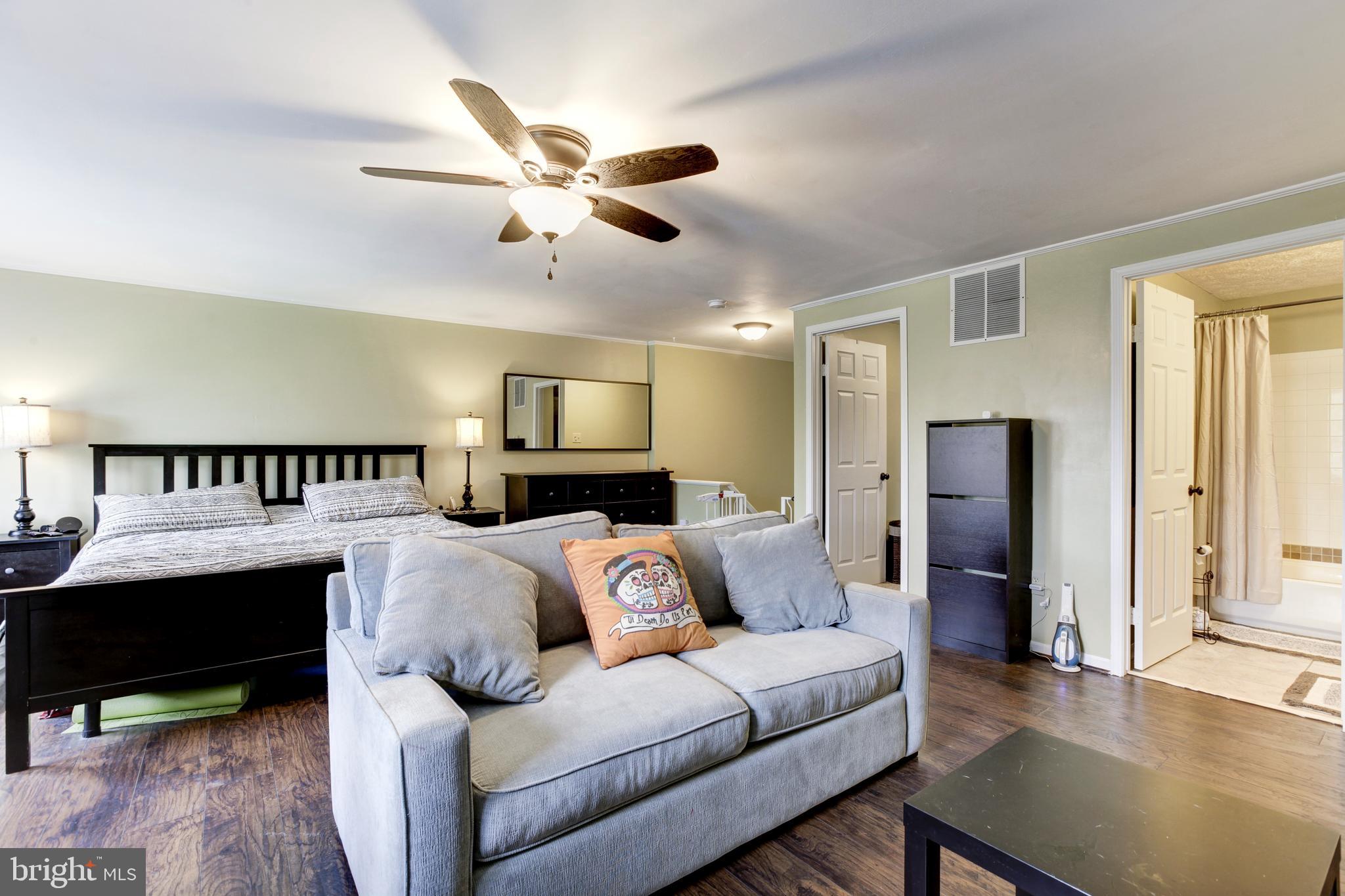 SILVER SPRING CNTRY CLUB - Residential