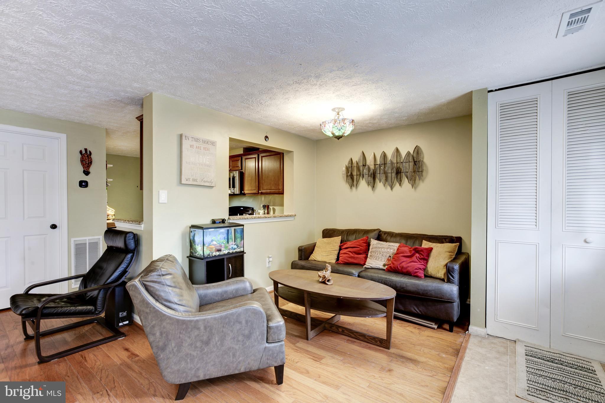 SILVER SPRING CNTRY CLUB - Residential