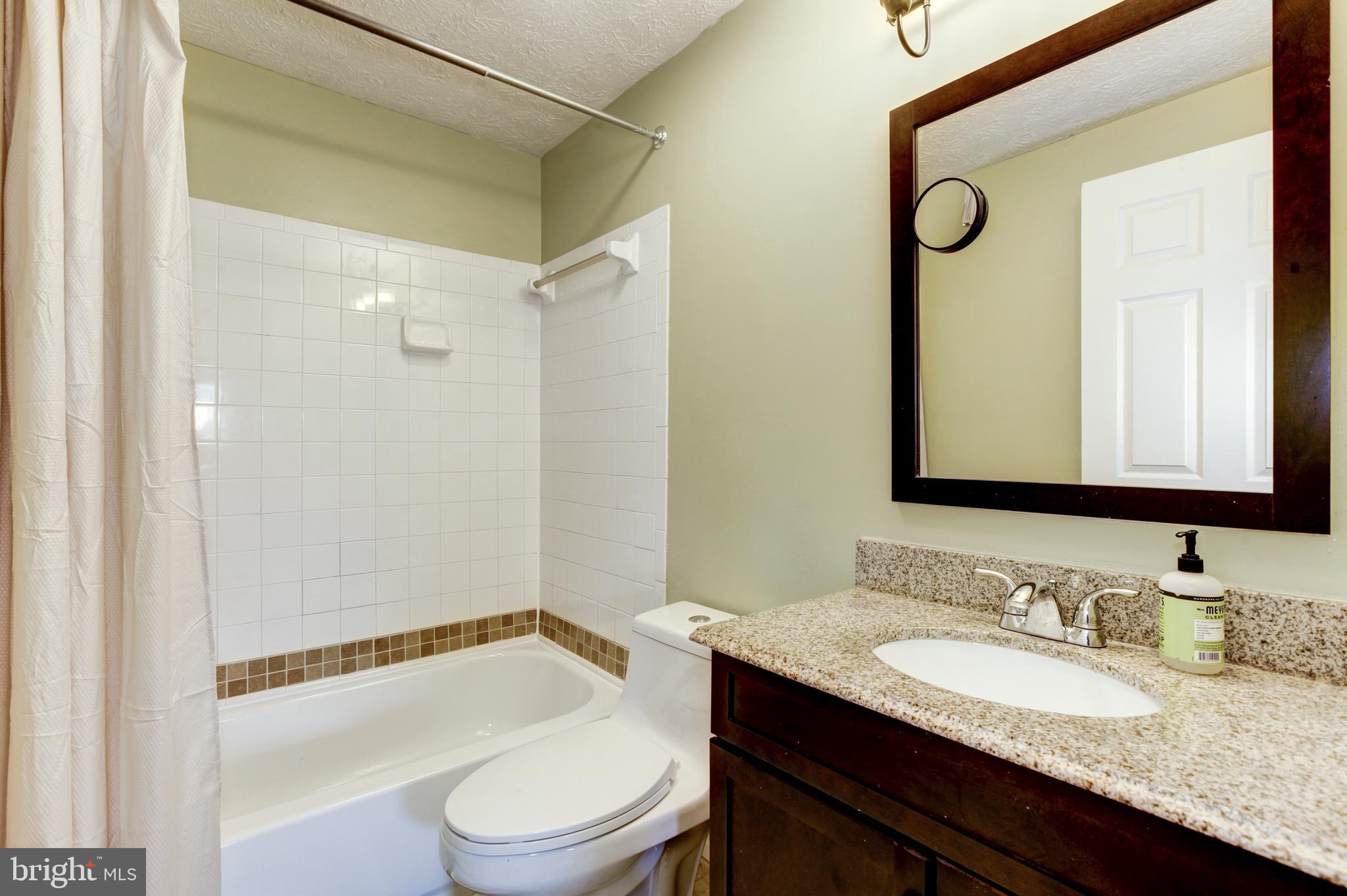 SILVER SPRING CNTRY CLUB - Residential