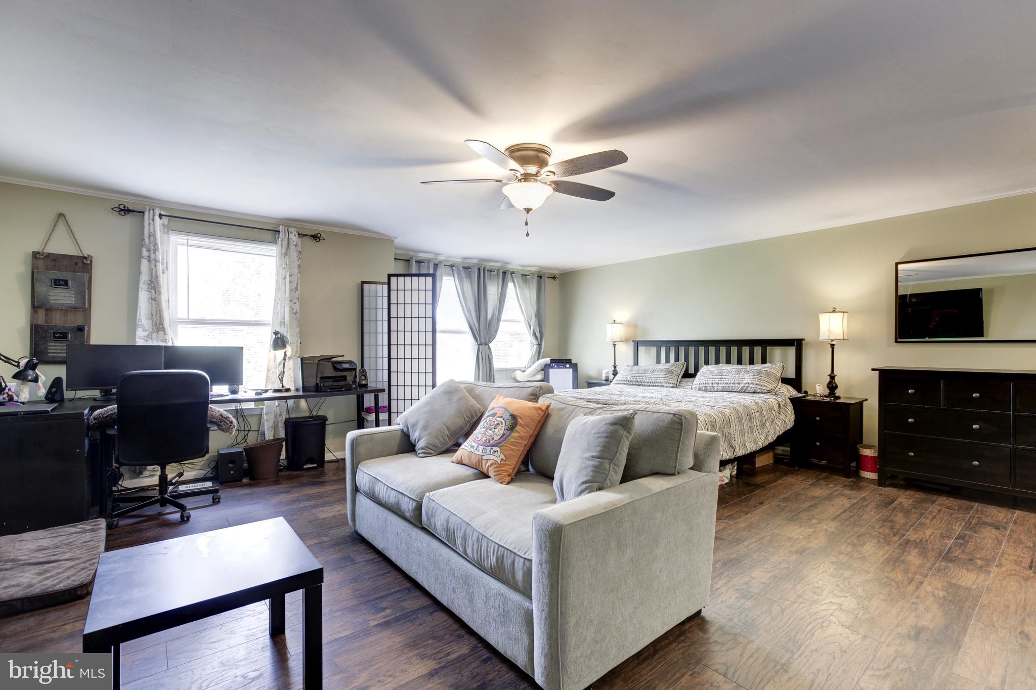 SILVER SPRING CNTRY CLUB - Residential