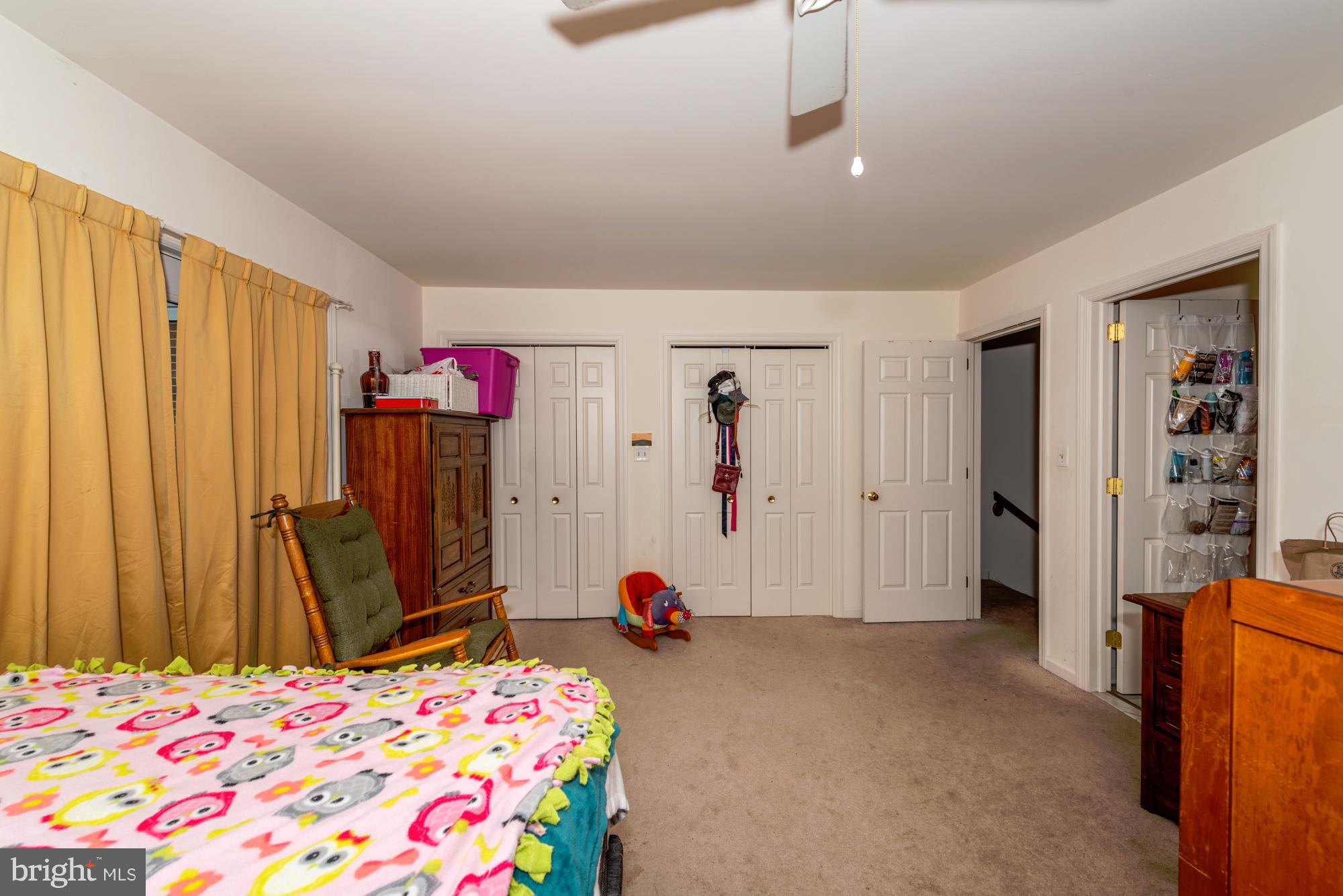 THE OAKS - Residential