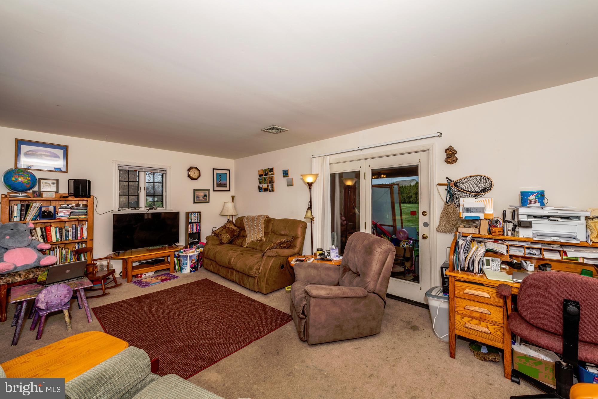 THE OAKS - Residential