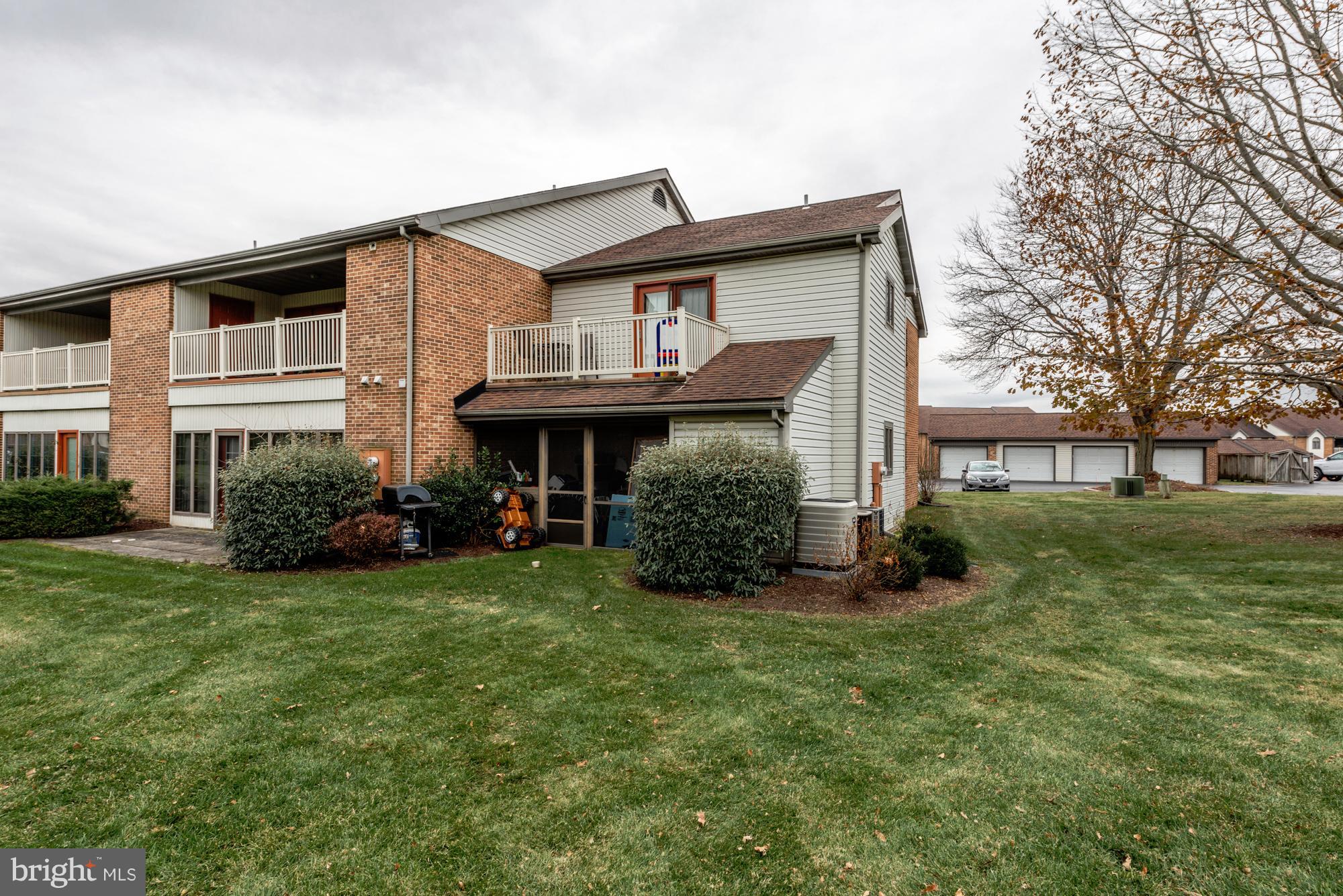 THE OAKS - Residential