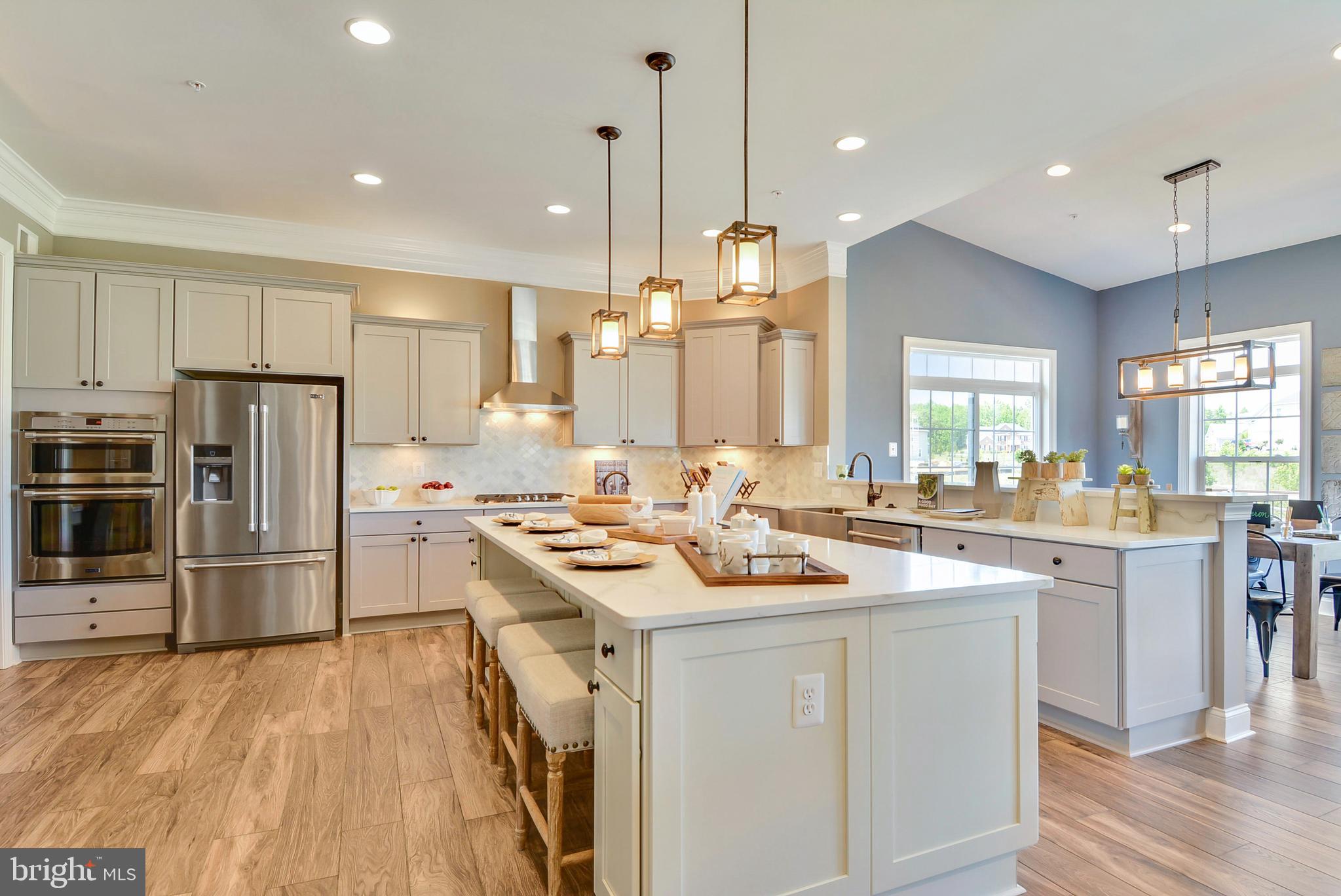 FAIRVIEW MANOR - Residential