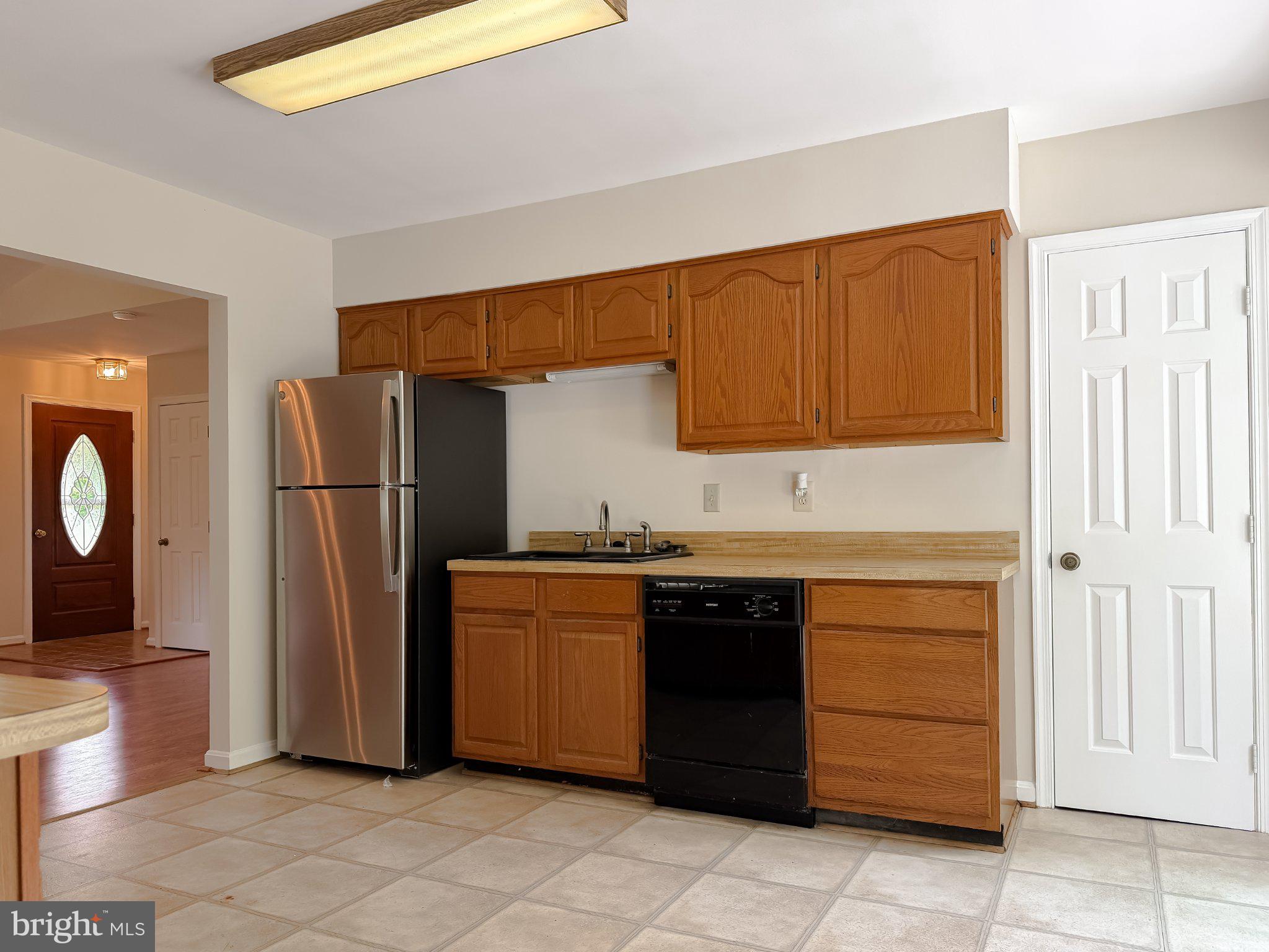 HERITAGE KNOLLS - Residential