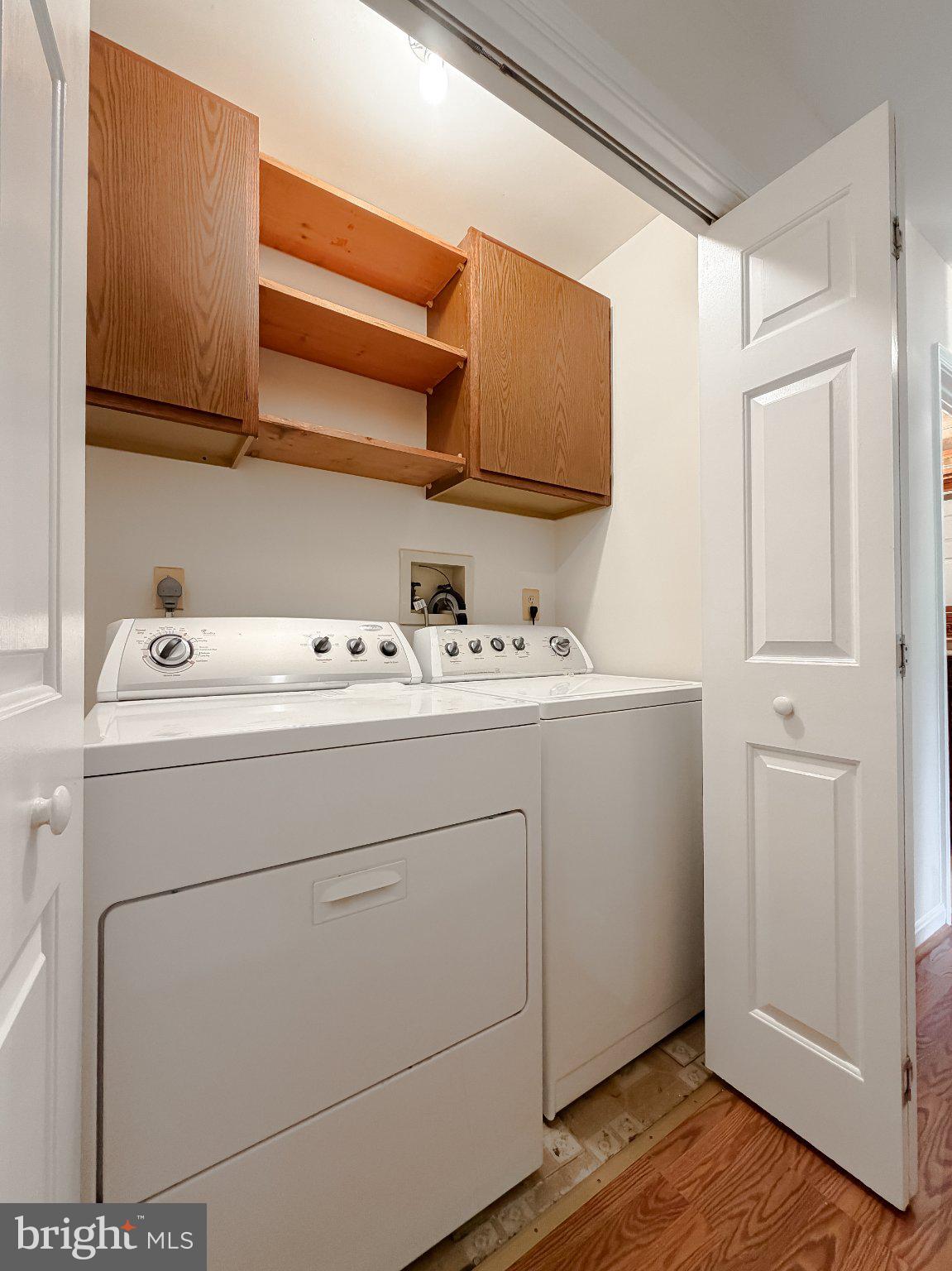 HERITAGE KNOLLS - Residential